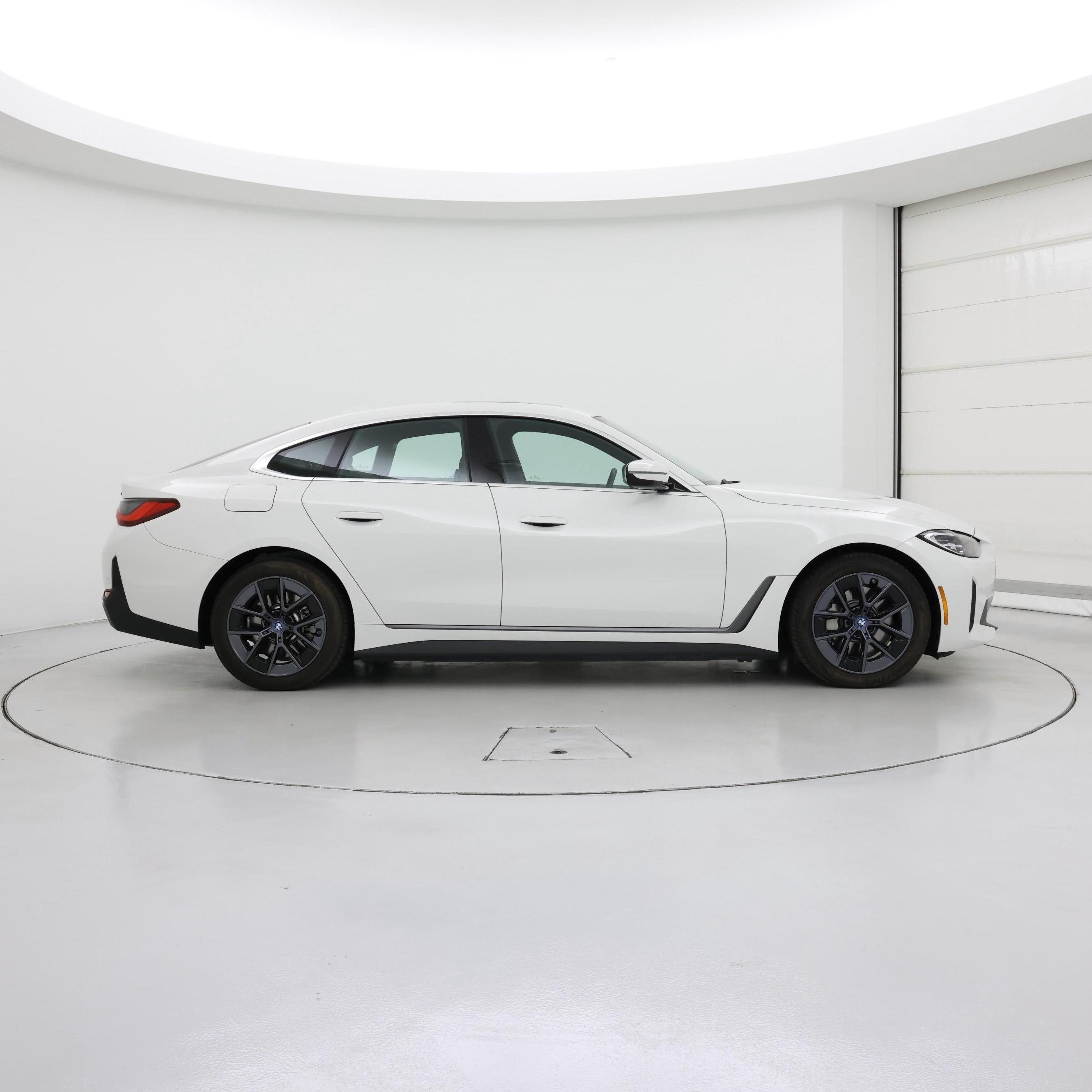 Thumbnail: 2024 BMW i4 - 7