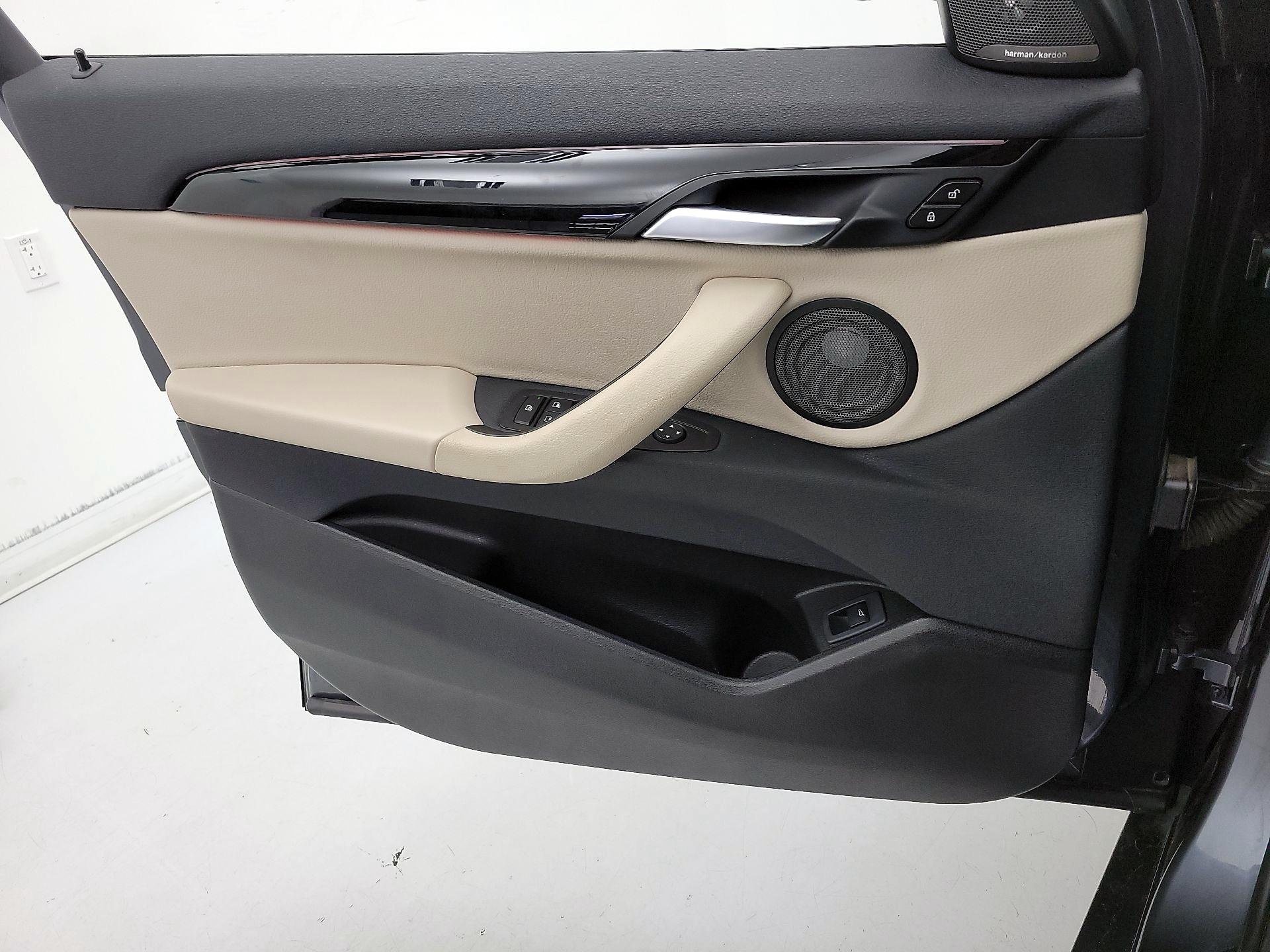 Thumbnail: 2020 BMW X2 - 12