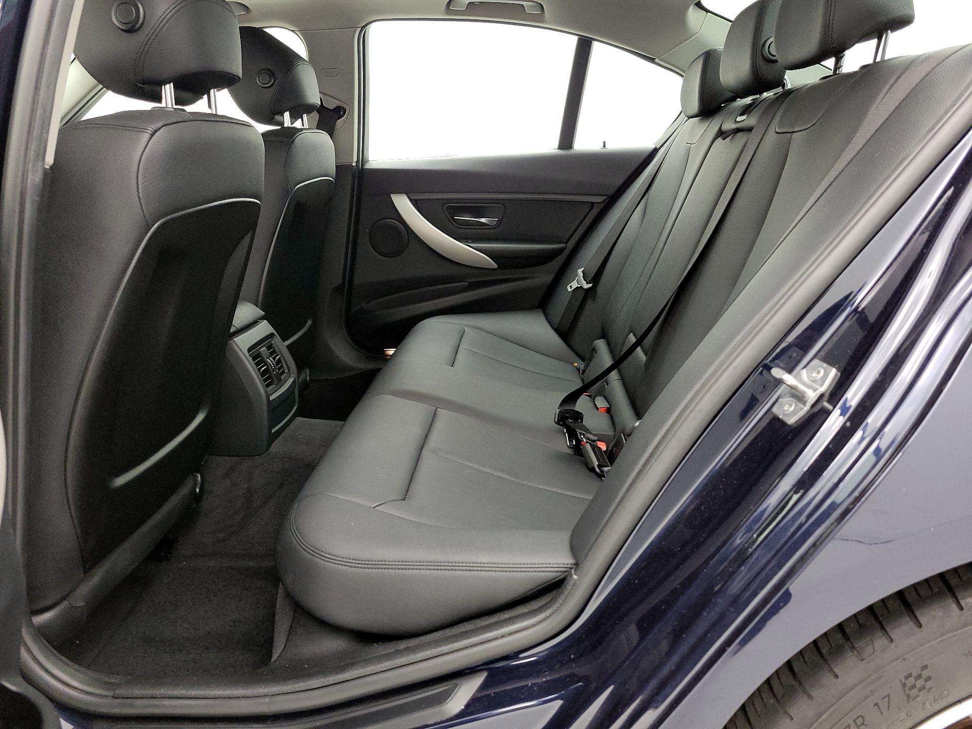 Thumbnail: 2014 BMW 3 Series - 19