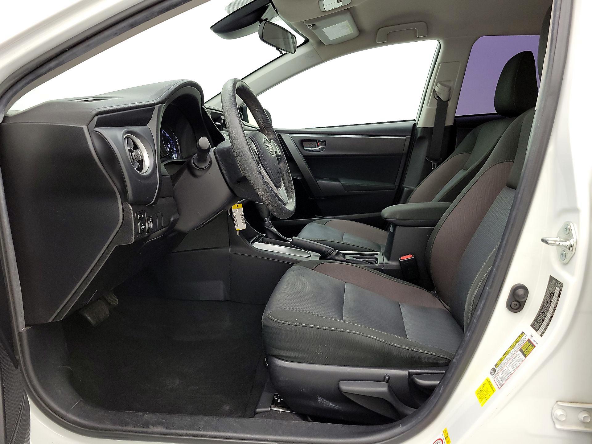 Thumbnail: 2018 Toyota Corolla - 11