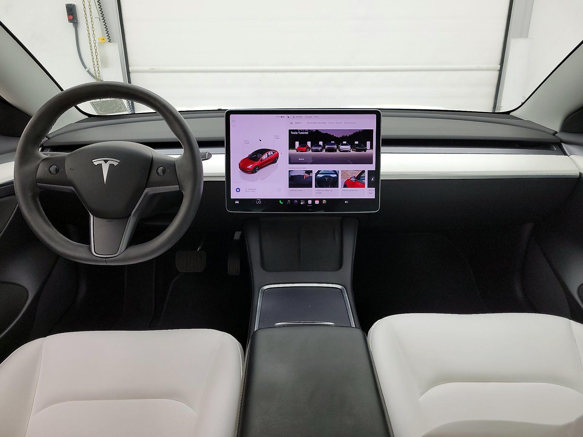 Thumbnail: 2022 Tesla Model 3 - 9
