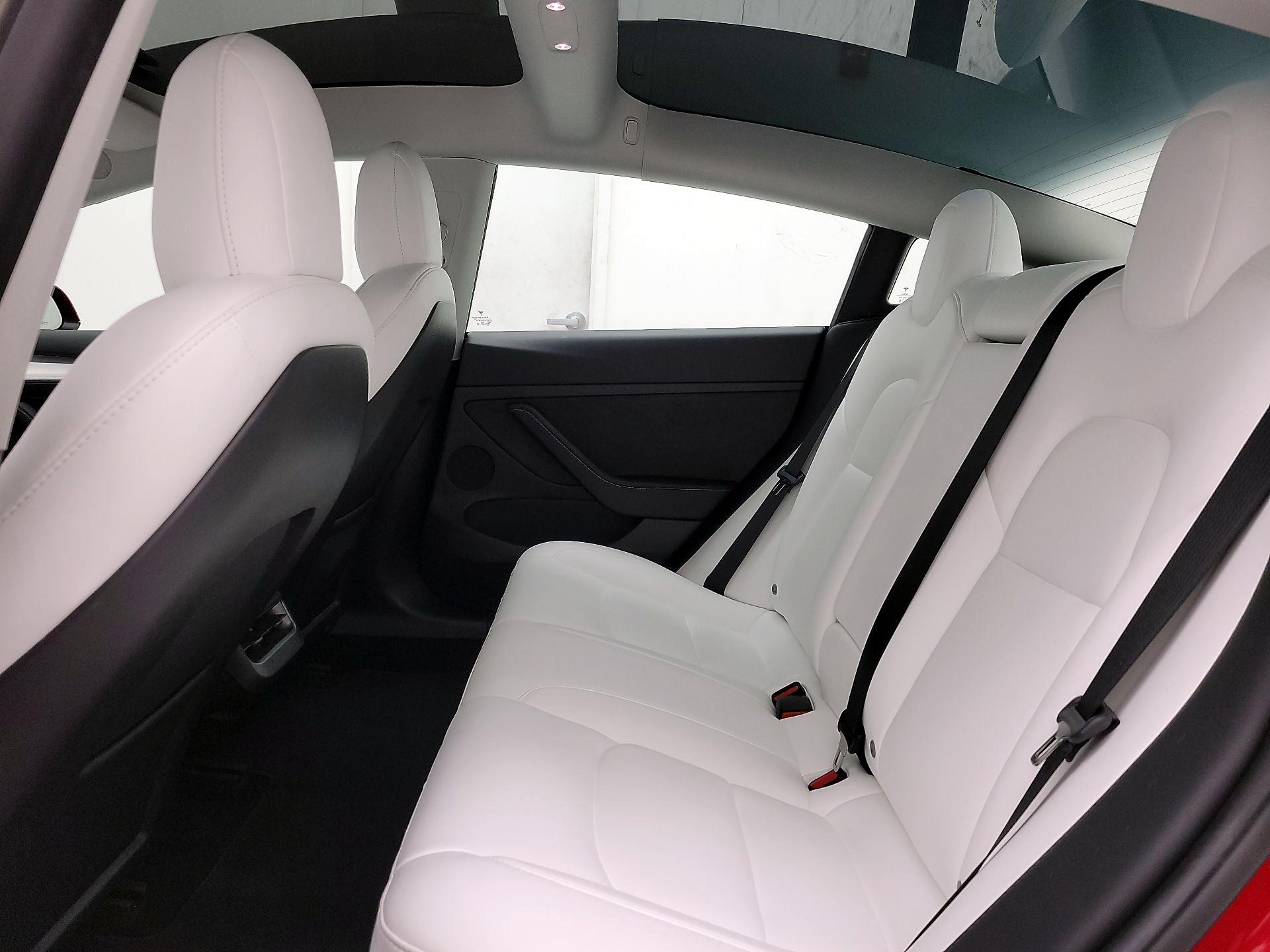 Thumbnail: 2022 Tesla Model 3 - 20