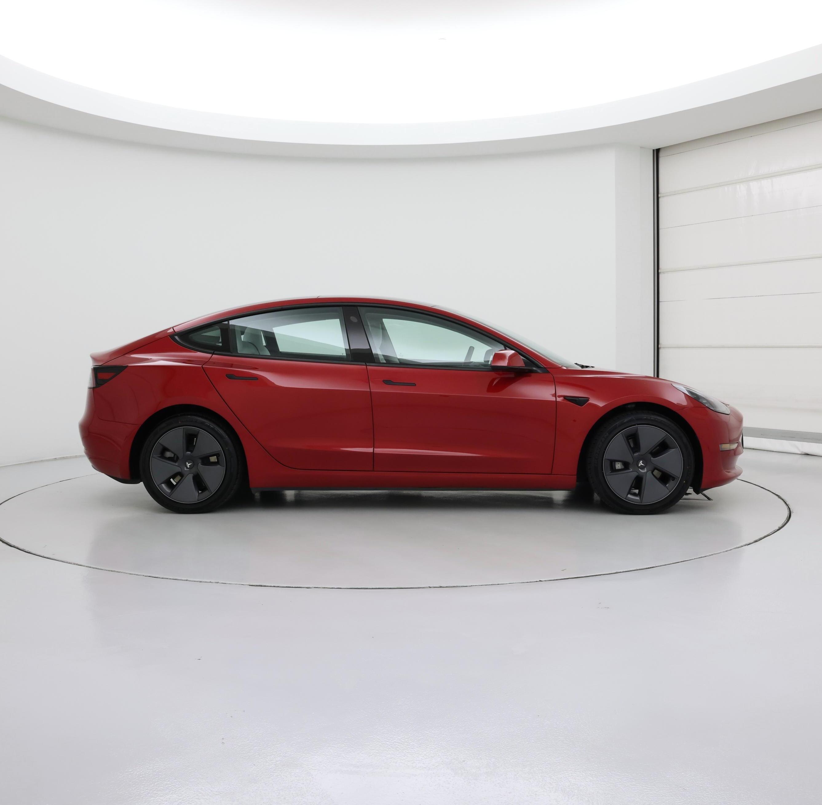 Thumbnail: 2022 Tesla Model 3 - 7