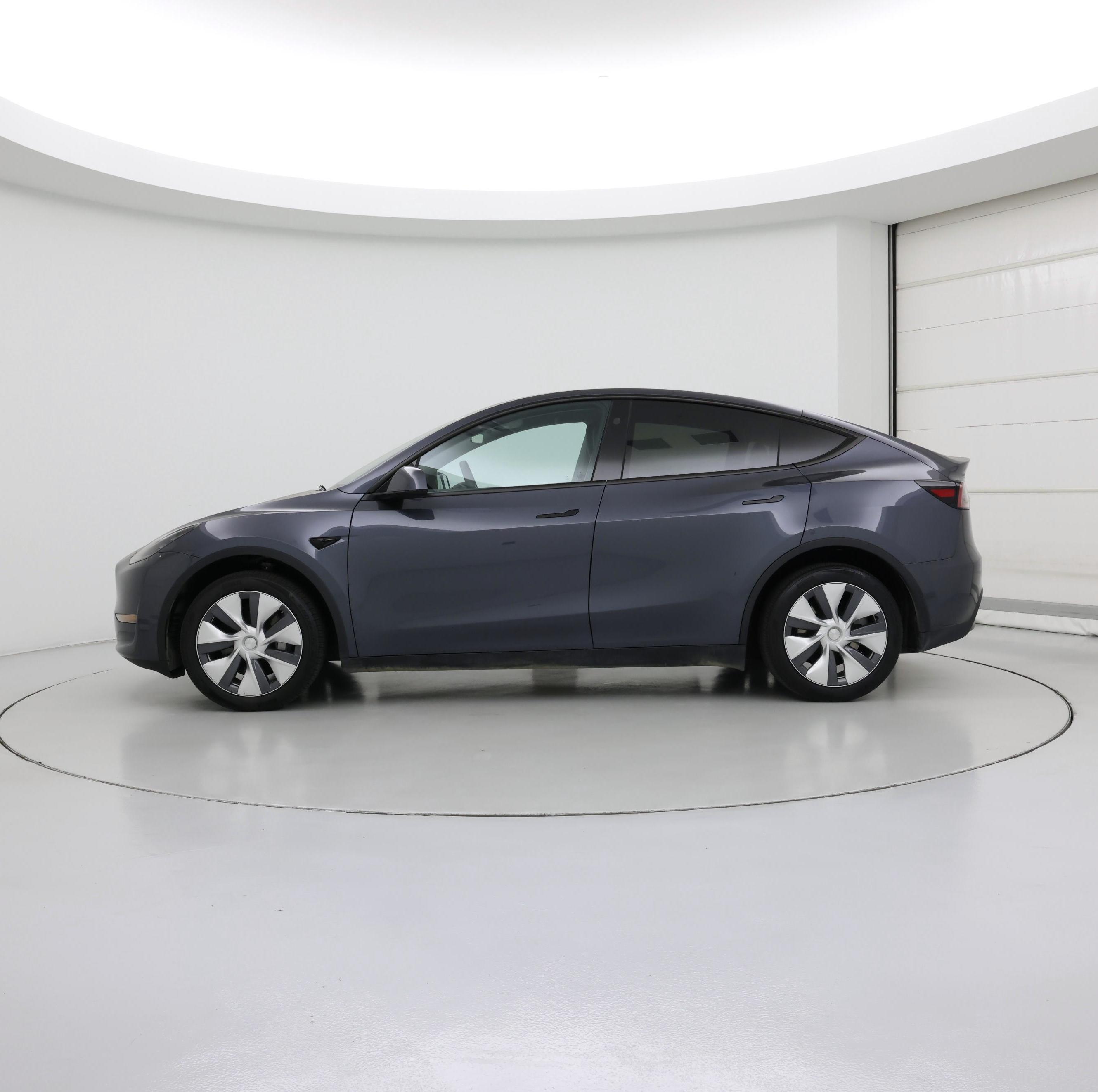 Thumbnail: 2023 Tesla Model Y - 3