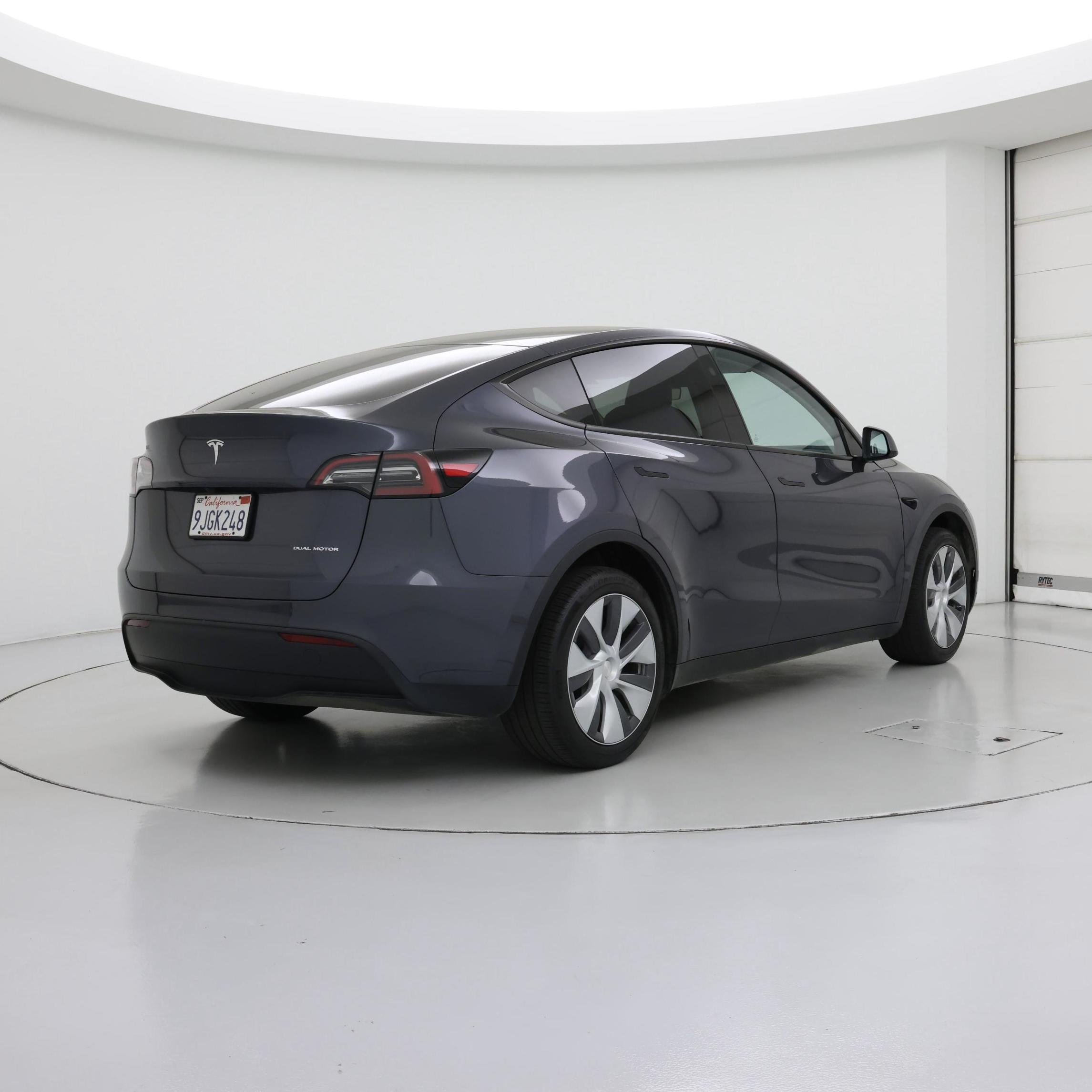 Thumbnail: 2023 Tesla Model Y - 8