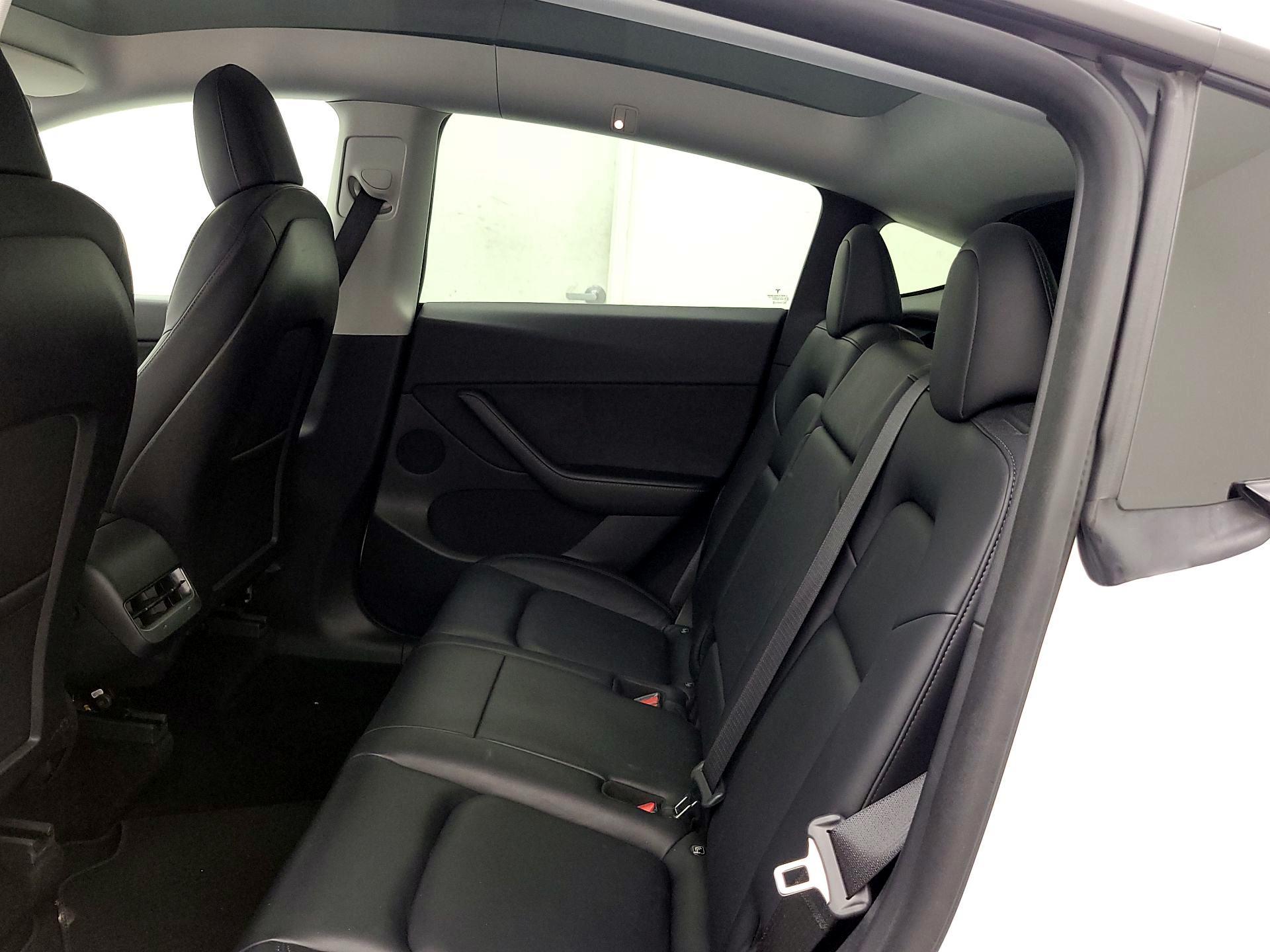 Thumbnail: 2021 Tesla Model Y - 19