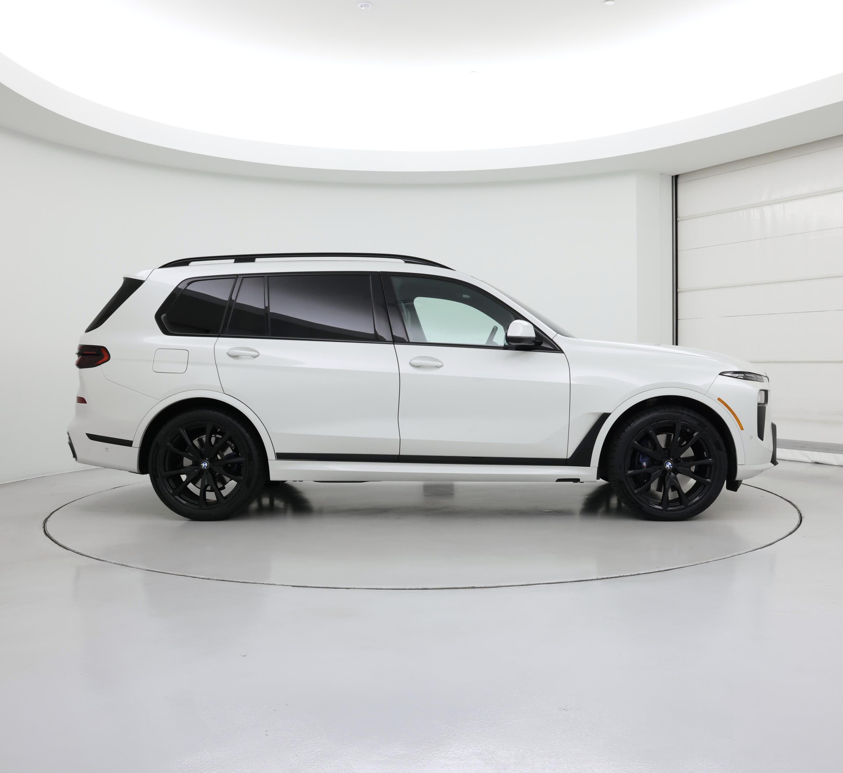 Thumbnail: 2024 BMW X7 - 7