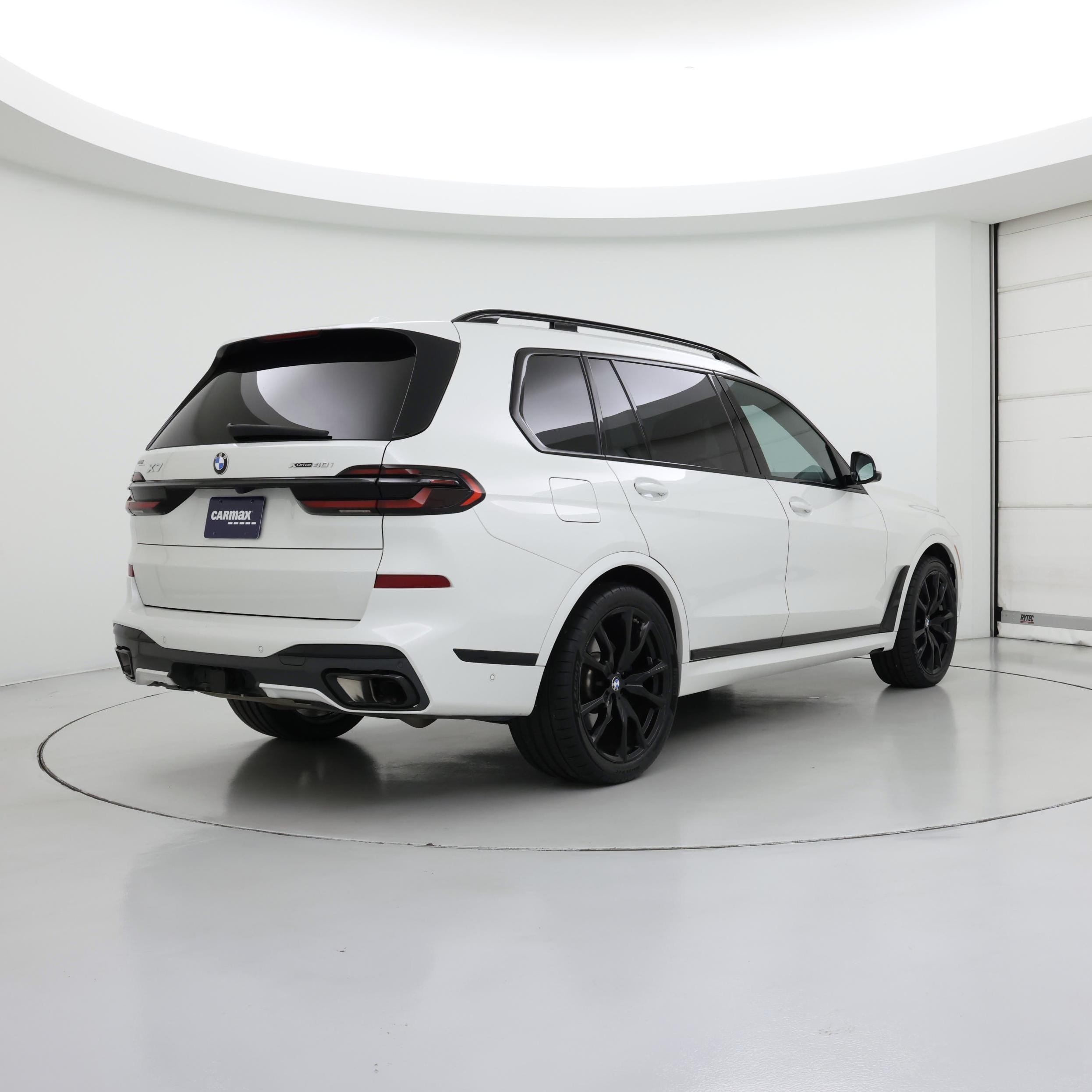 Thumbnail: 2024 BMW X7 - 8