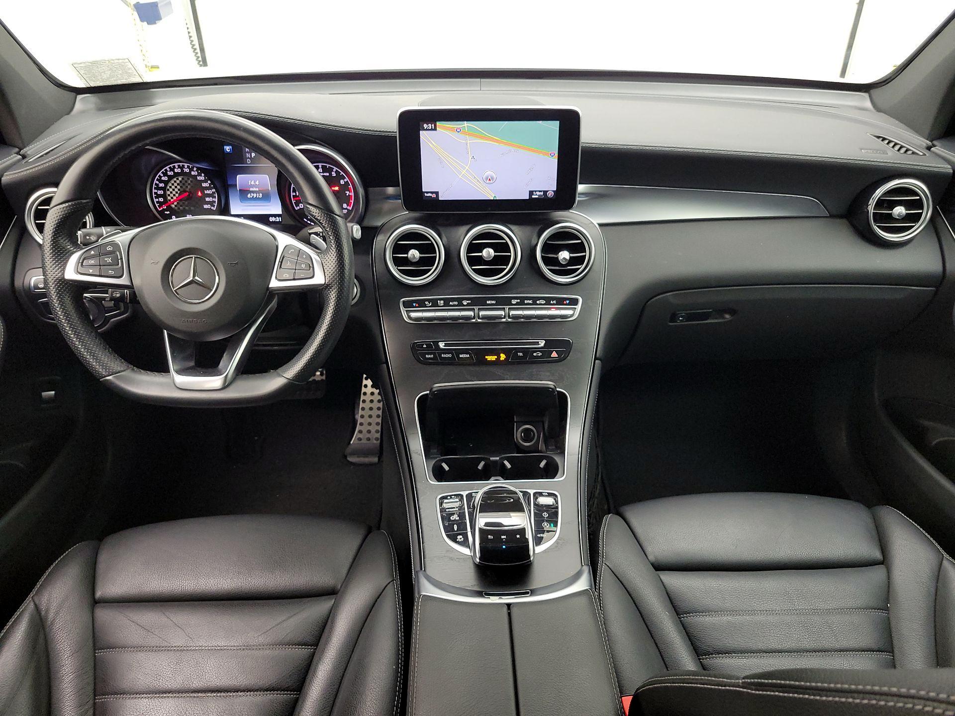 Thumbnail: 2017 Mercedes-Benz GLC - 9