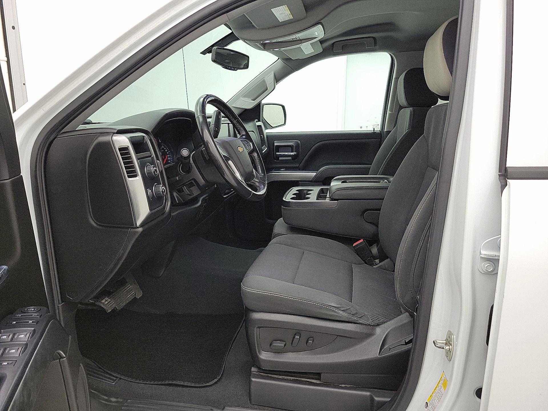 Thumbnail: 2018 Chevrolet Silverado 1500 - 11