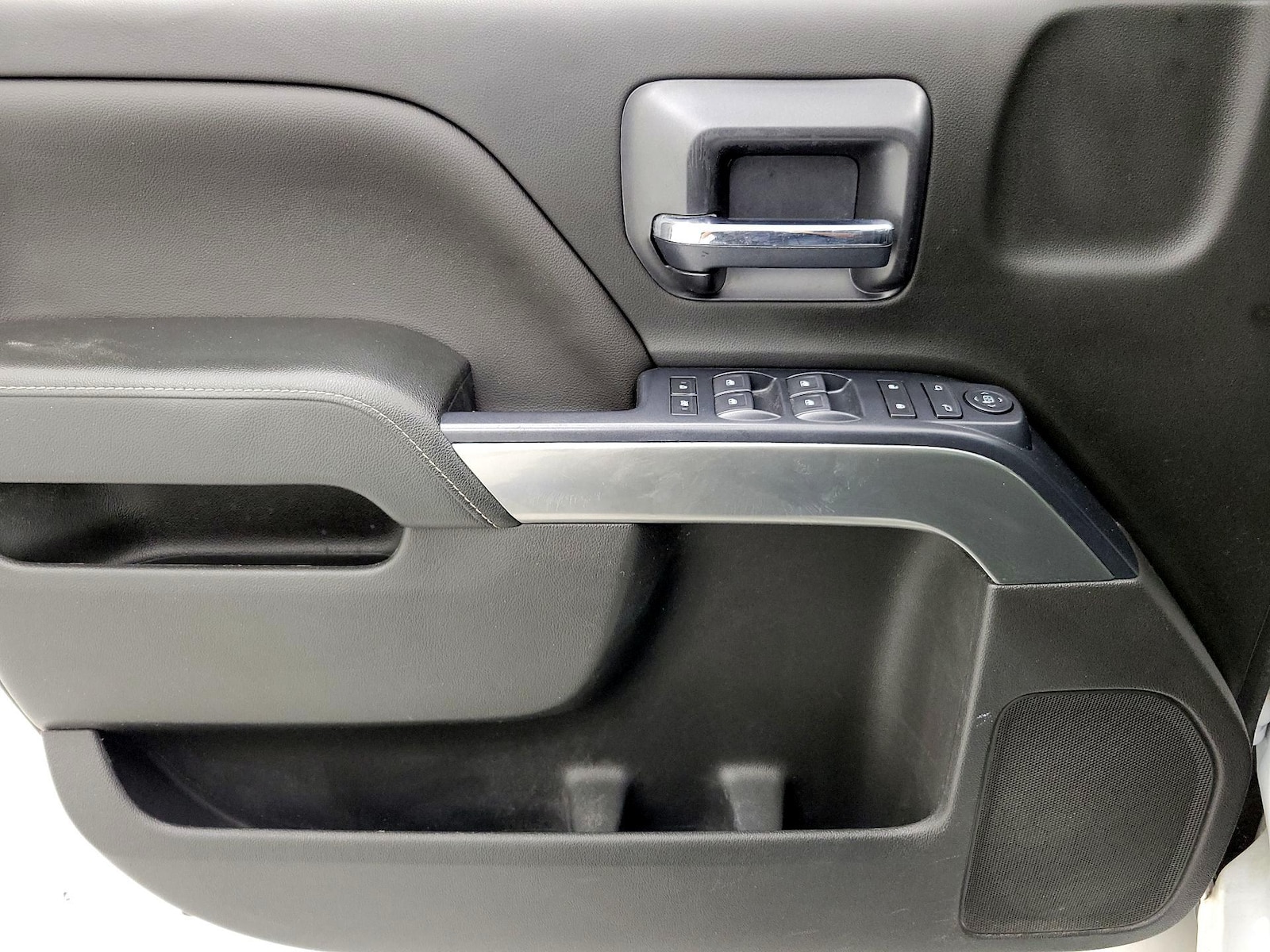 2018 Chevrolet Silverado 1500 LT - Photo 13