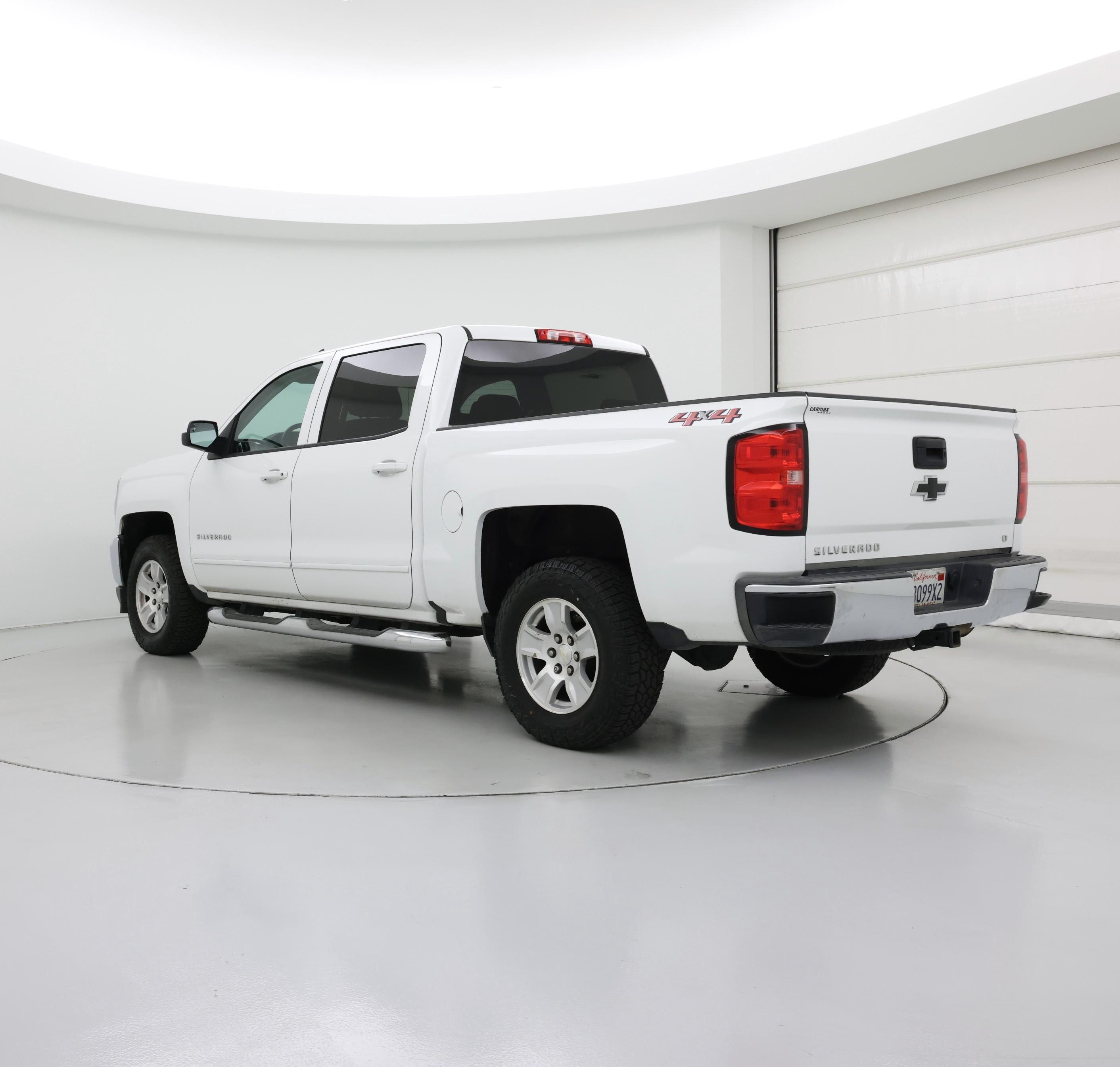Thumbnail: 2018 Chevrolet Silverado 1500 - 2