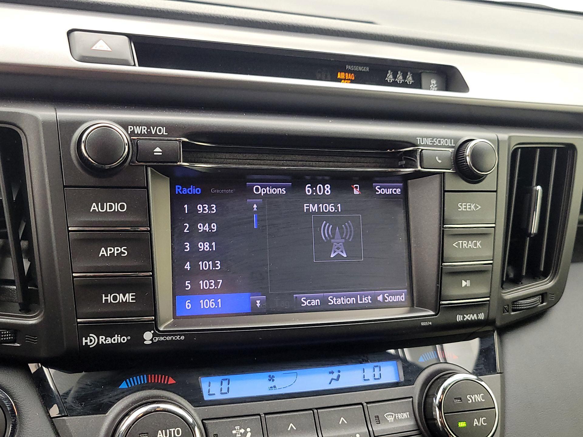 Thumbnail: 2018 Toyota RAV4 - 15
