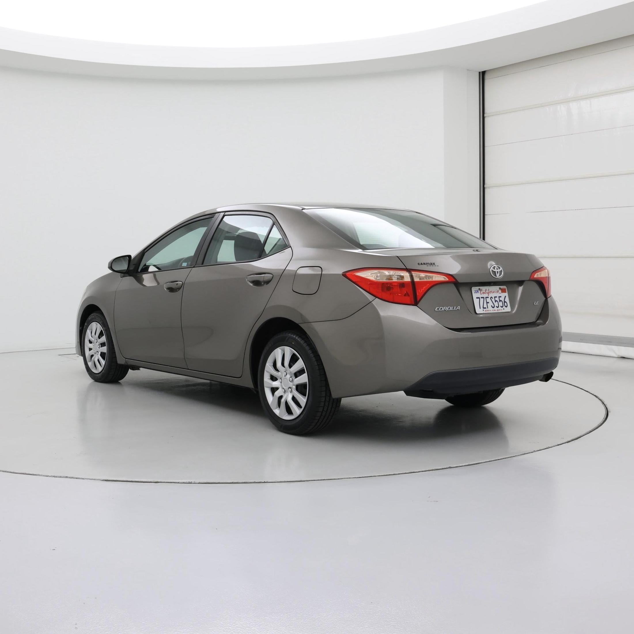 Thumbnail: 2017 Toyota Corolla - 2