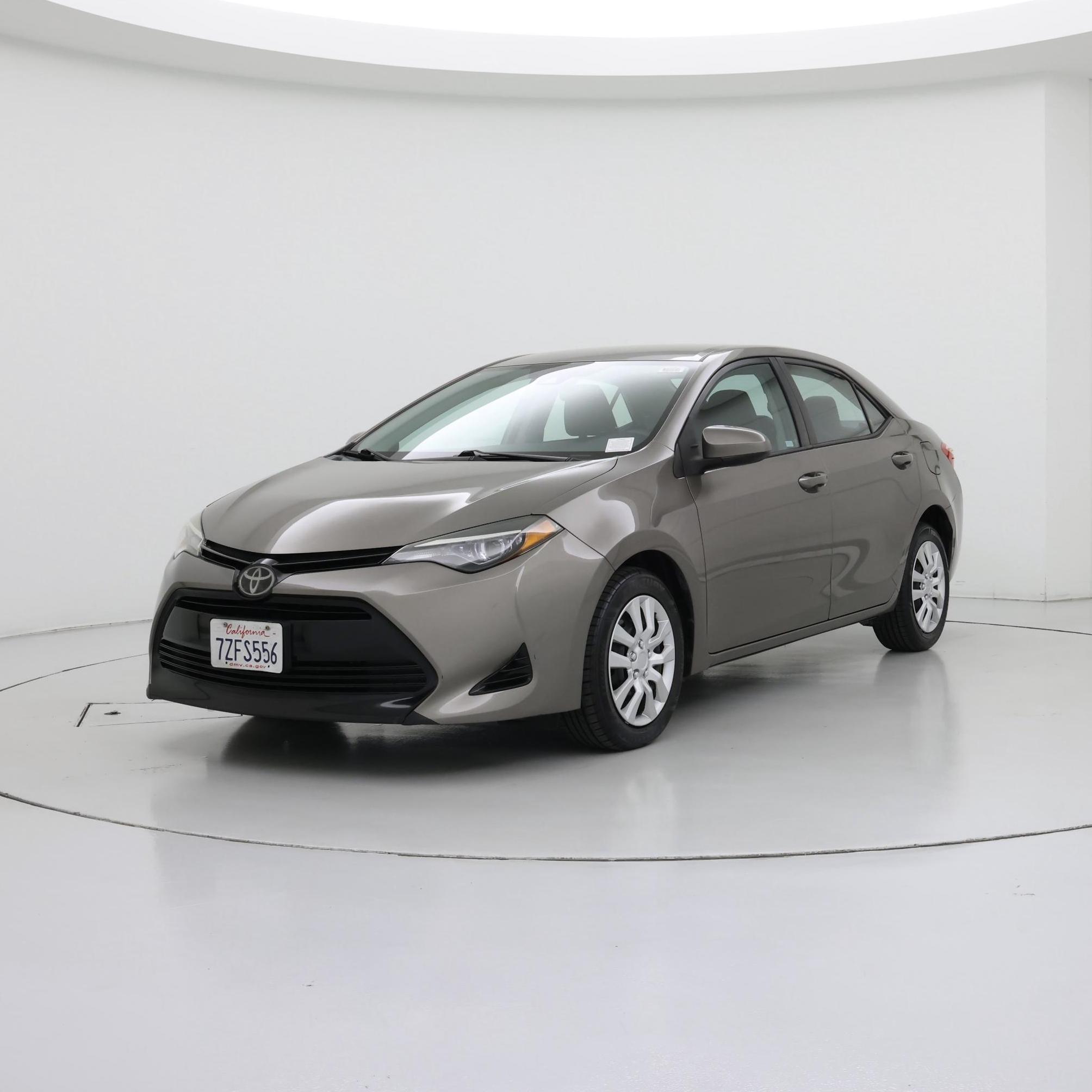 Thumbnail: 2017 Toyota Corolla - 4