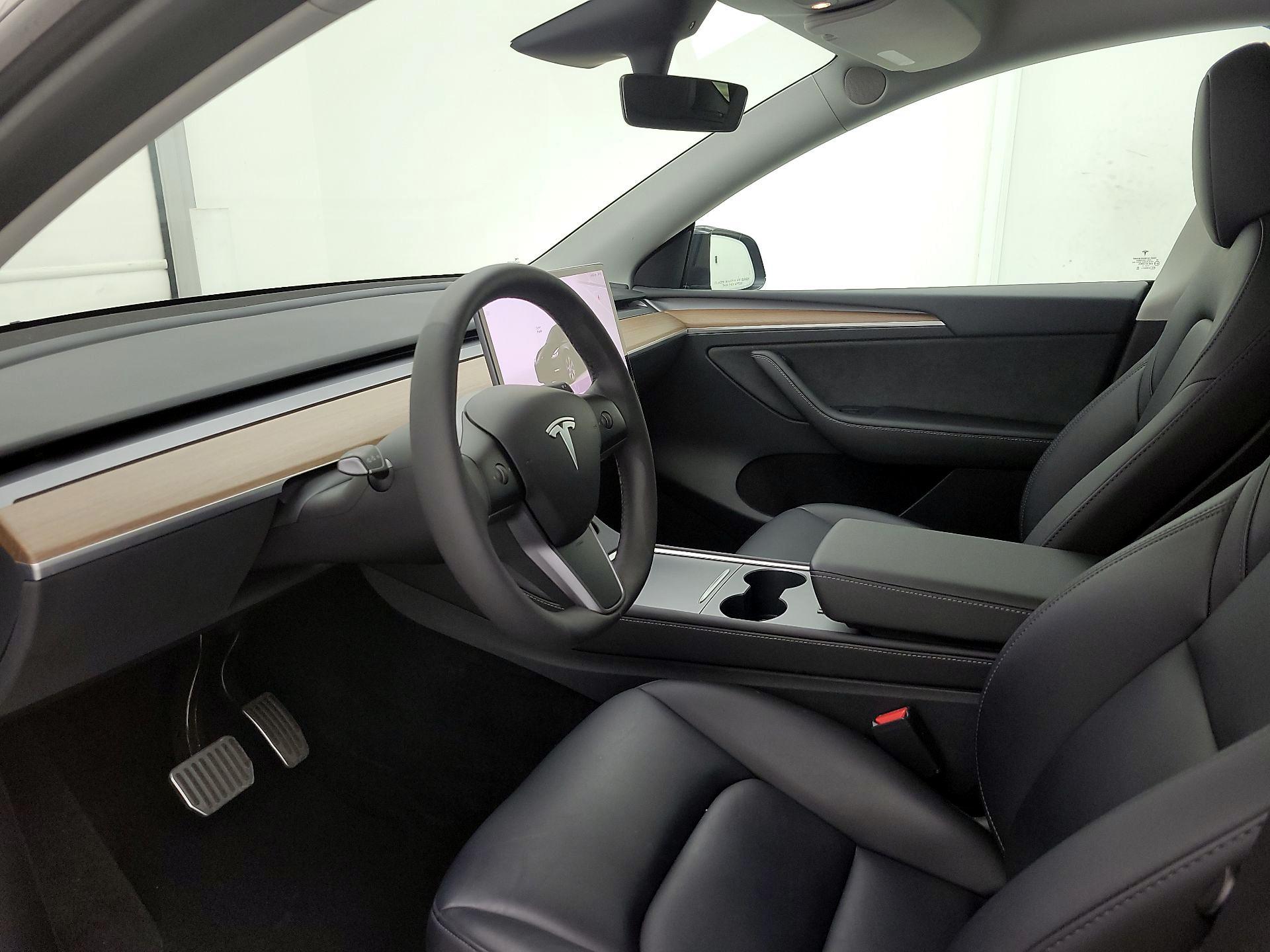 Thumbnail: 2023 Tesla Model Y - 11