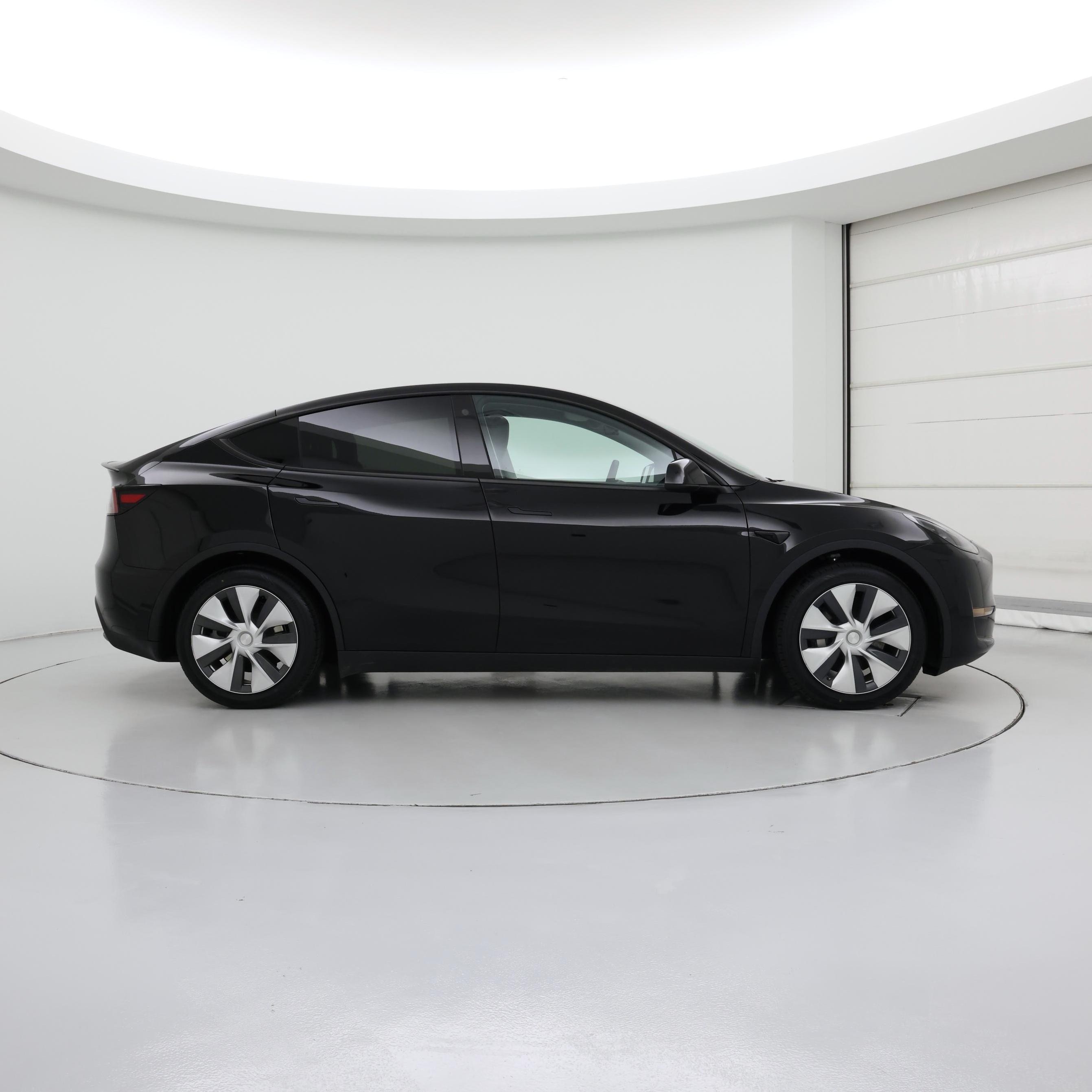 Thumbnail: 2023 Tesla Model Y - 7