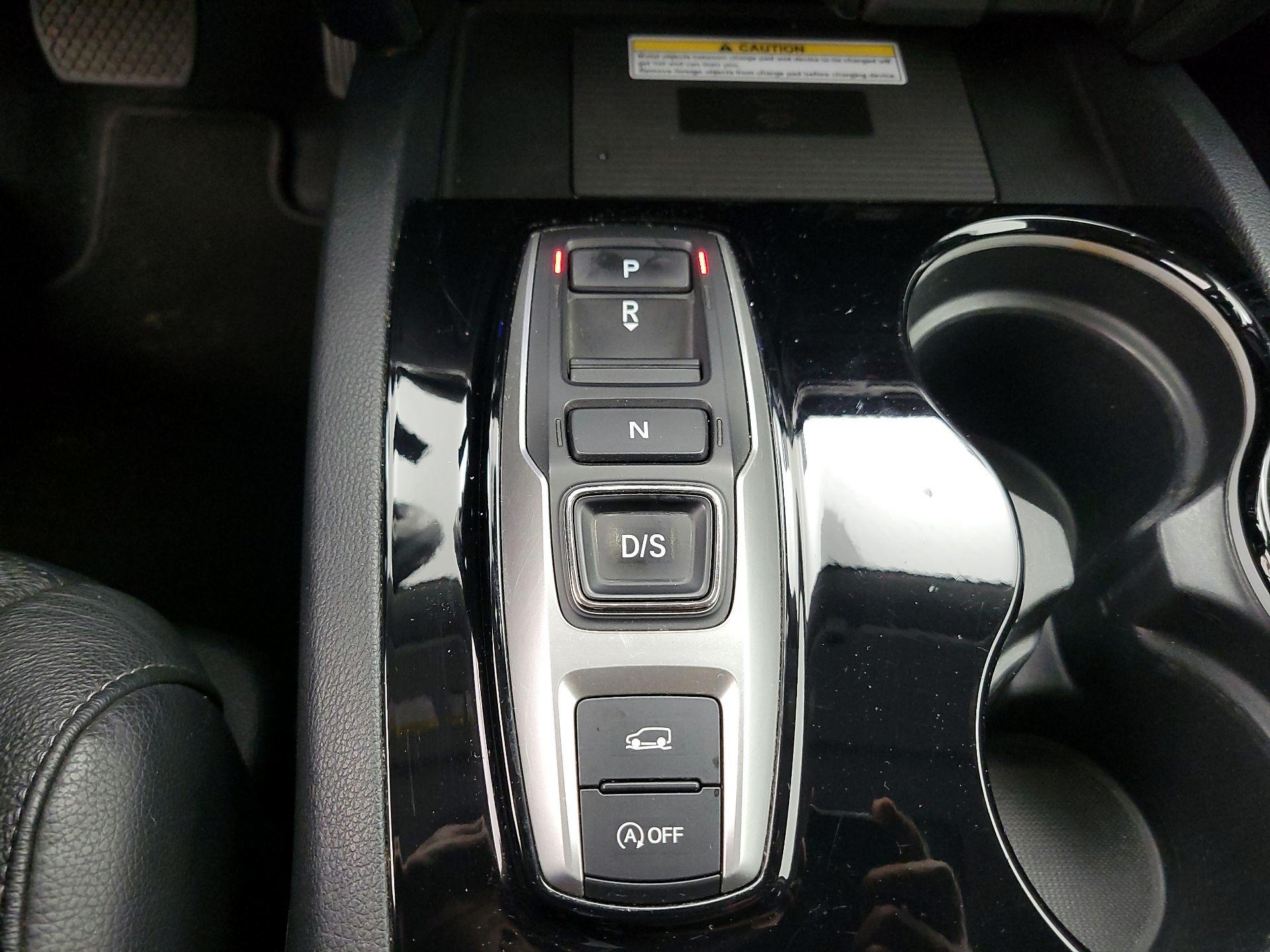 Thumbnail: 2020 Honda Pilot - 18