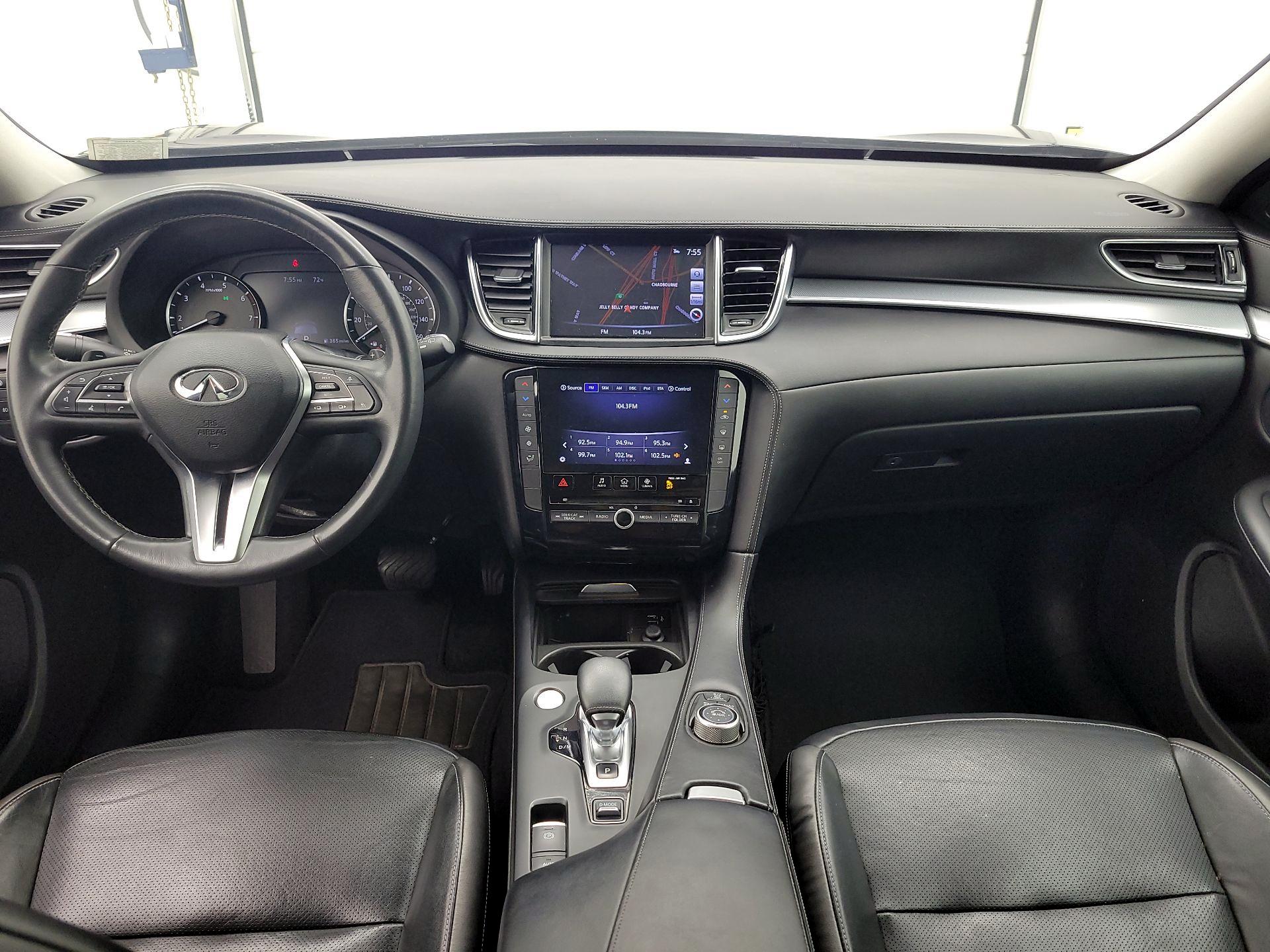 Thumbnail: 2019 INFINITI QX50 - 9