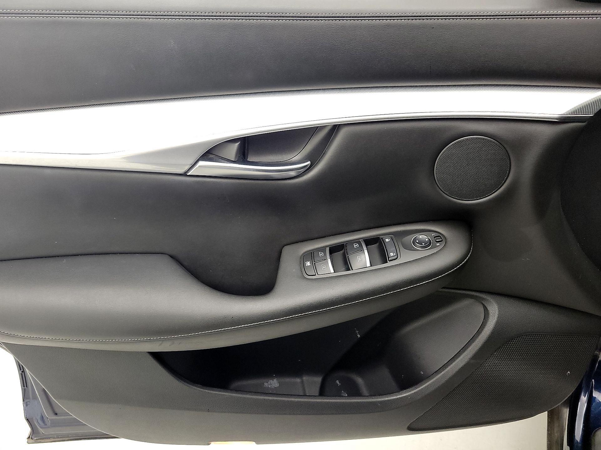 Thumbnail: 2019 INFINITI QX50 - 12