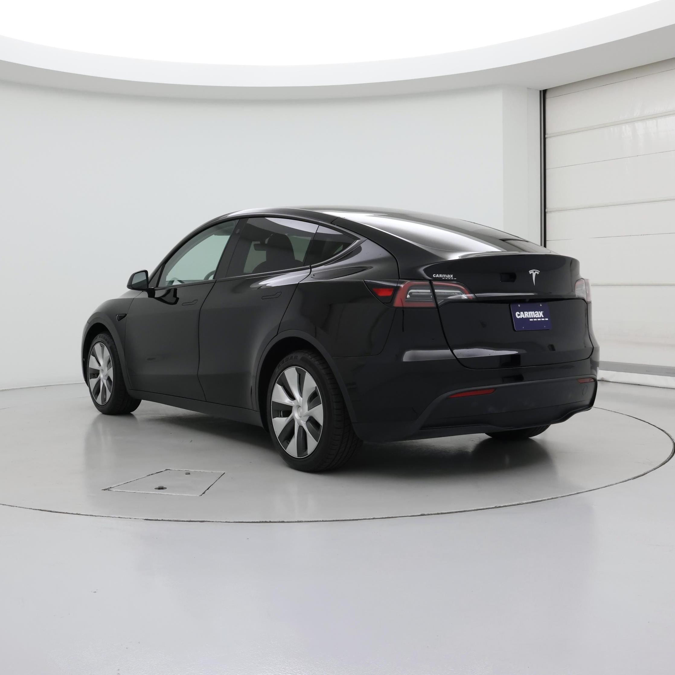 Thumbnail: 2023 Tesla Model Y - 2