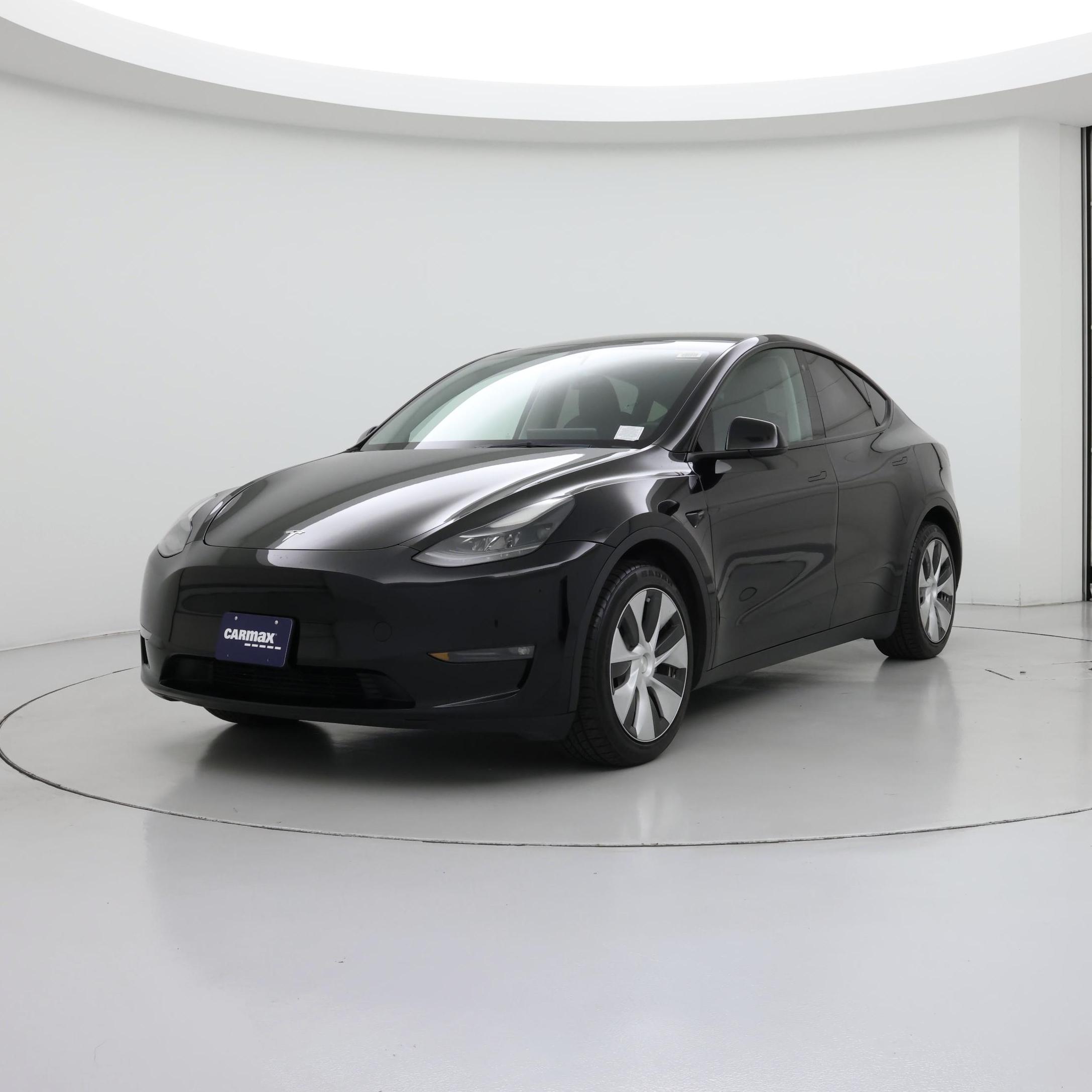 Thumbnail: 2023 Tesla Model Y - 4
