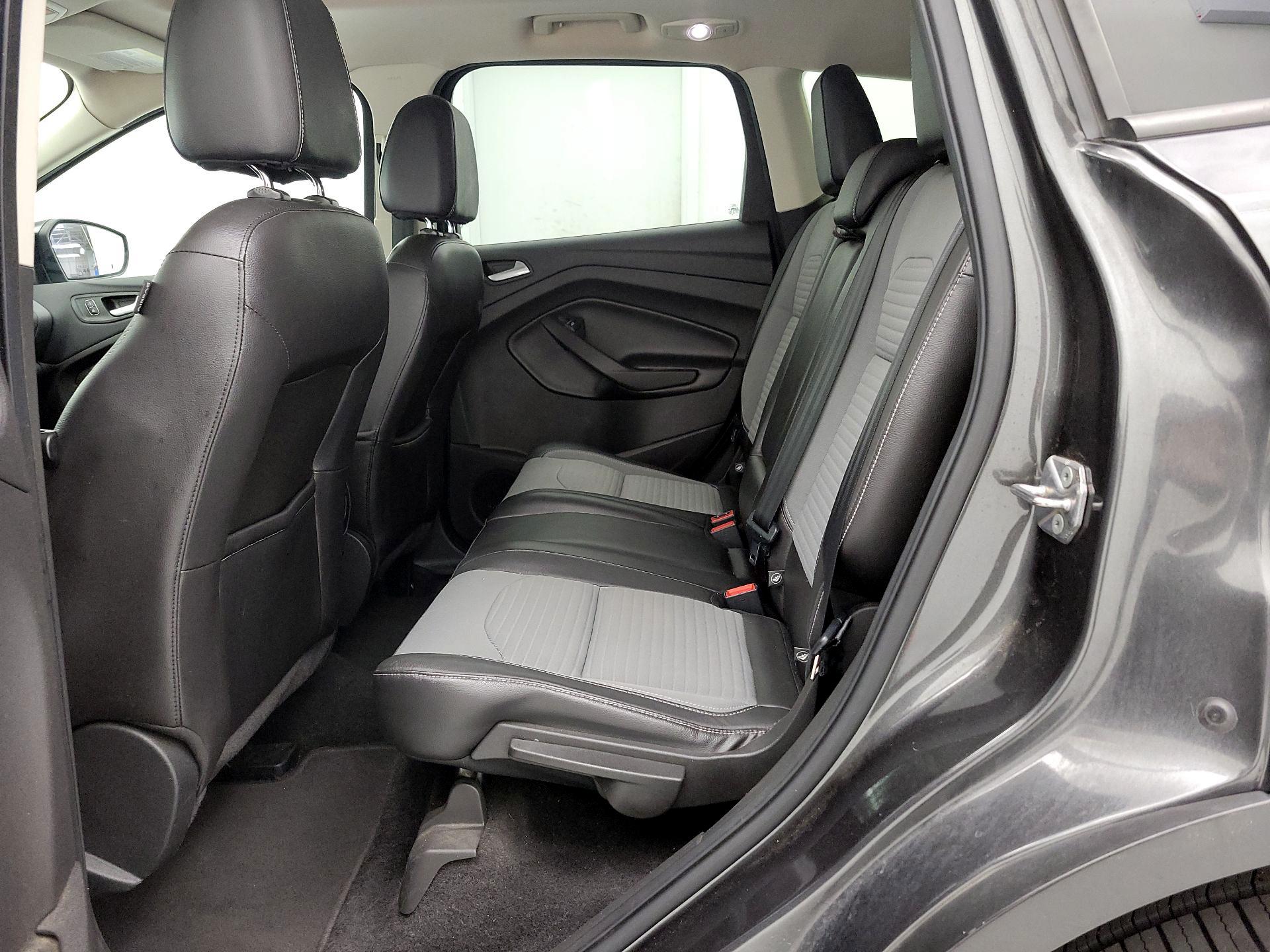 Thumbnail: 2017 Ford Escape - 19