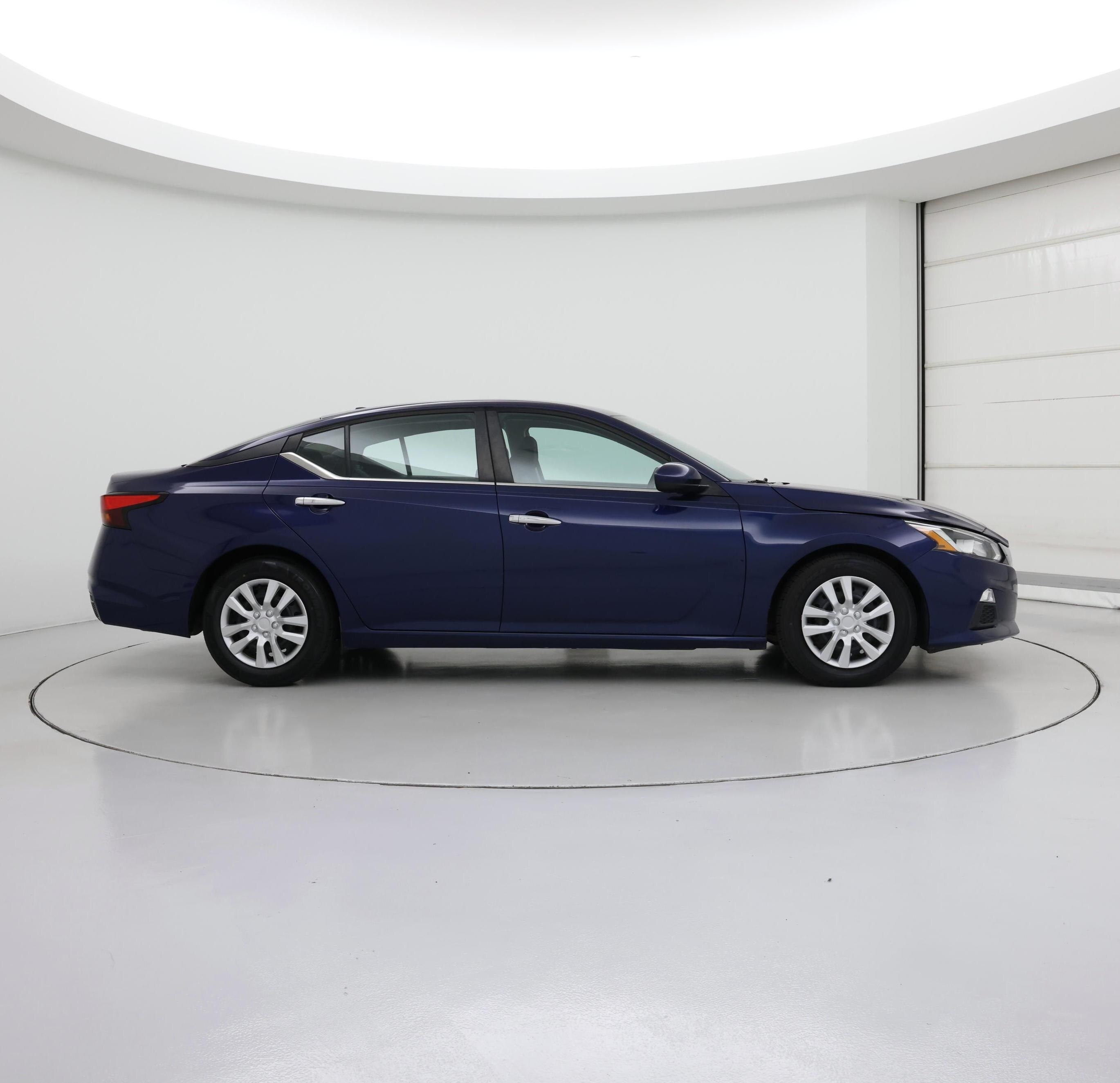 Thumbnail: 2019 Nissan Altima - 7