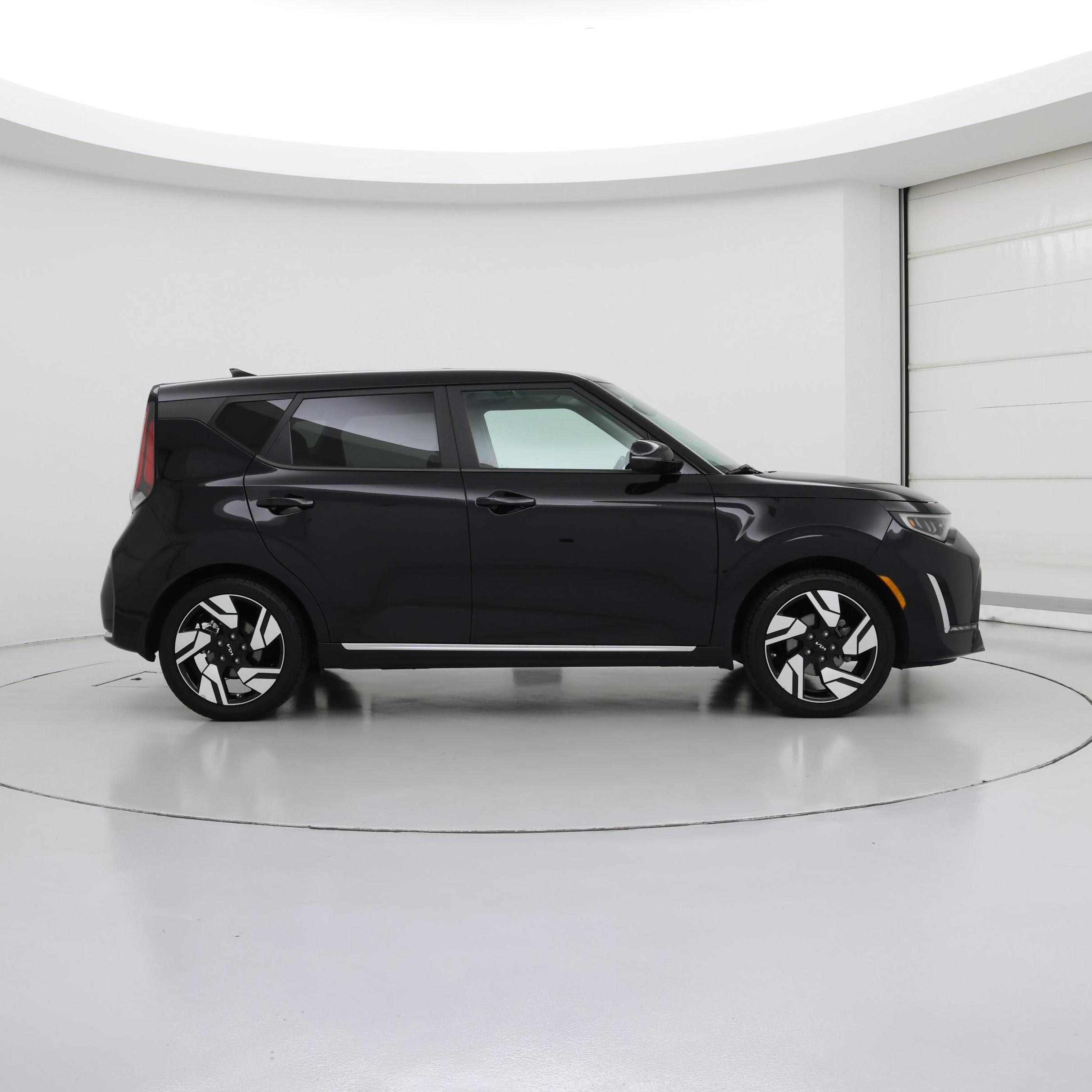 Thumbnail: 2023 Kia Soul - 7