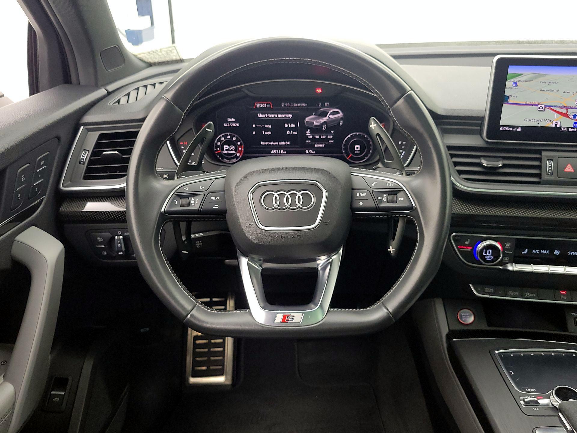 Thumbnail: 2019 Audi SQ5 - 10