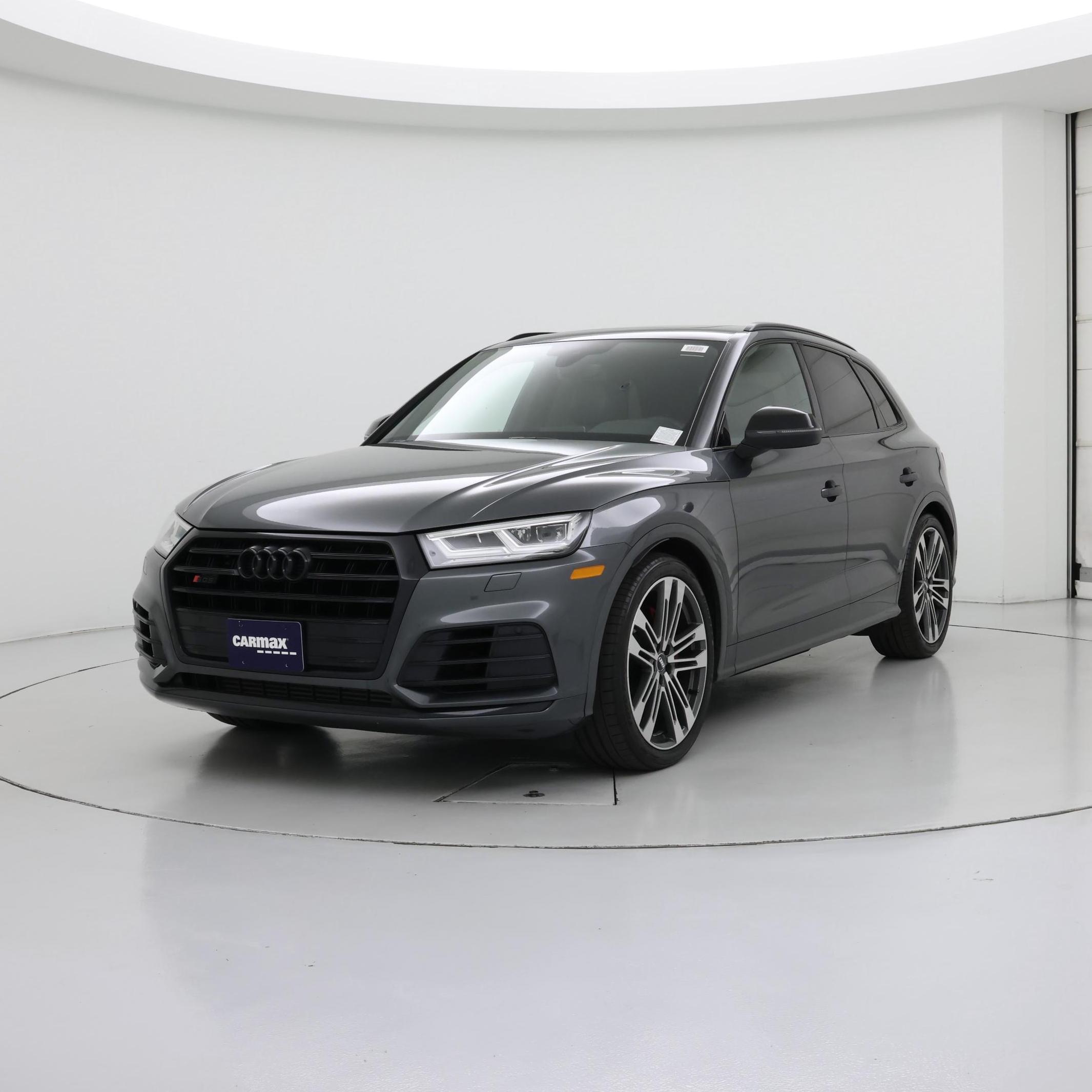 Thumbnail: 2019 Audi SQ5 - 4