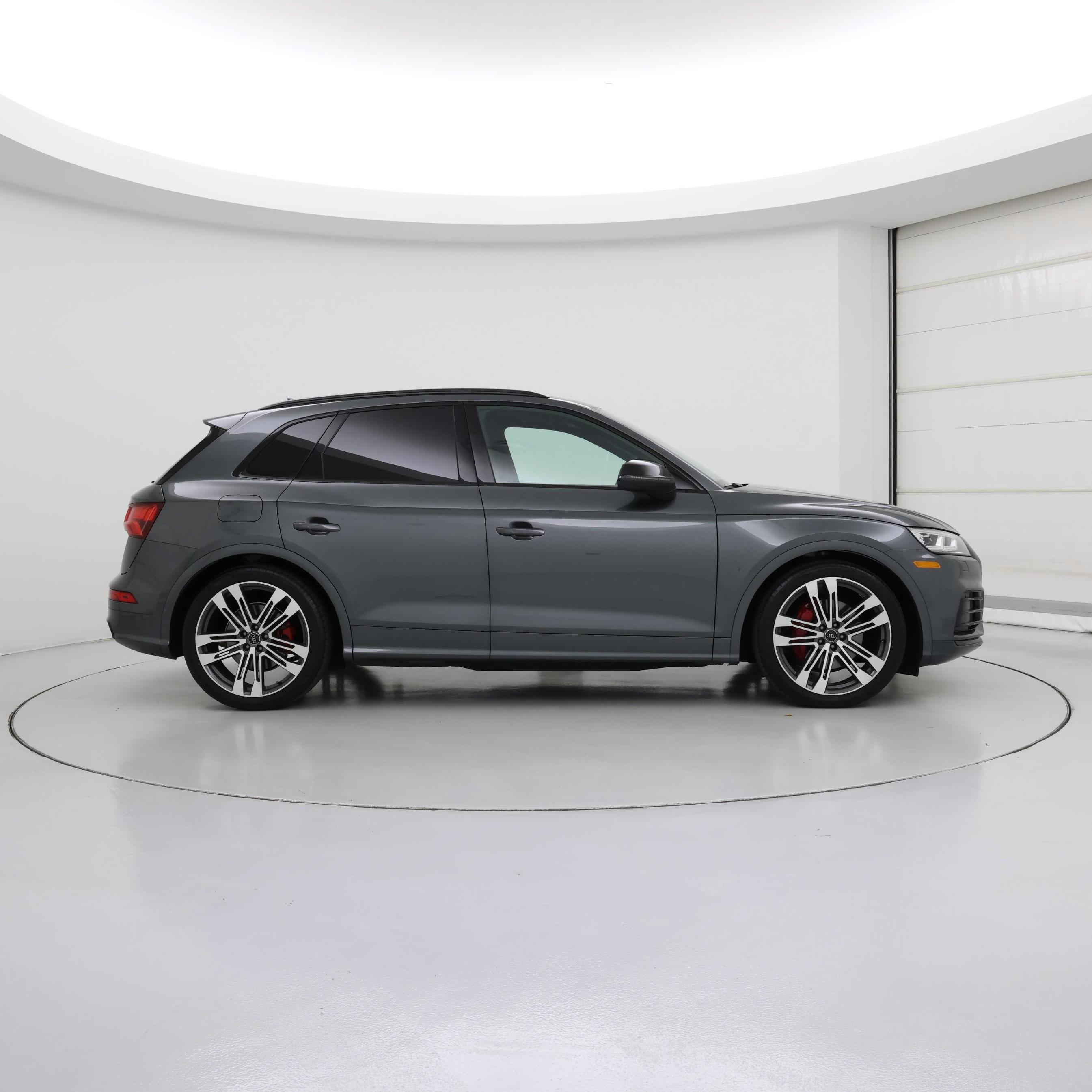 Thumbnail: 2019 Audi SQ5 - 7