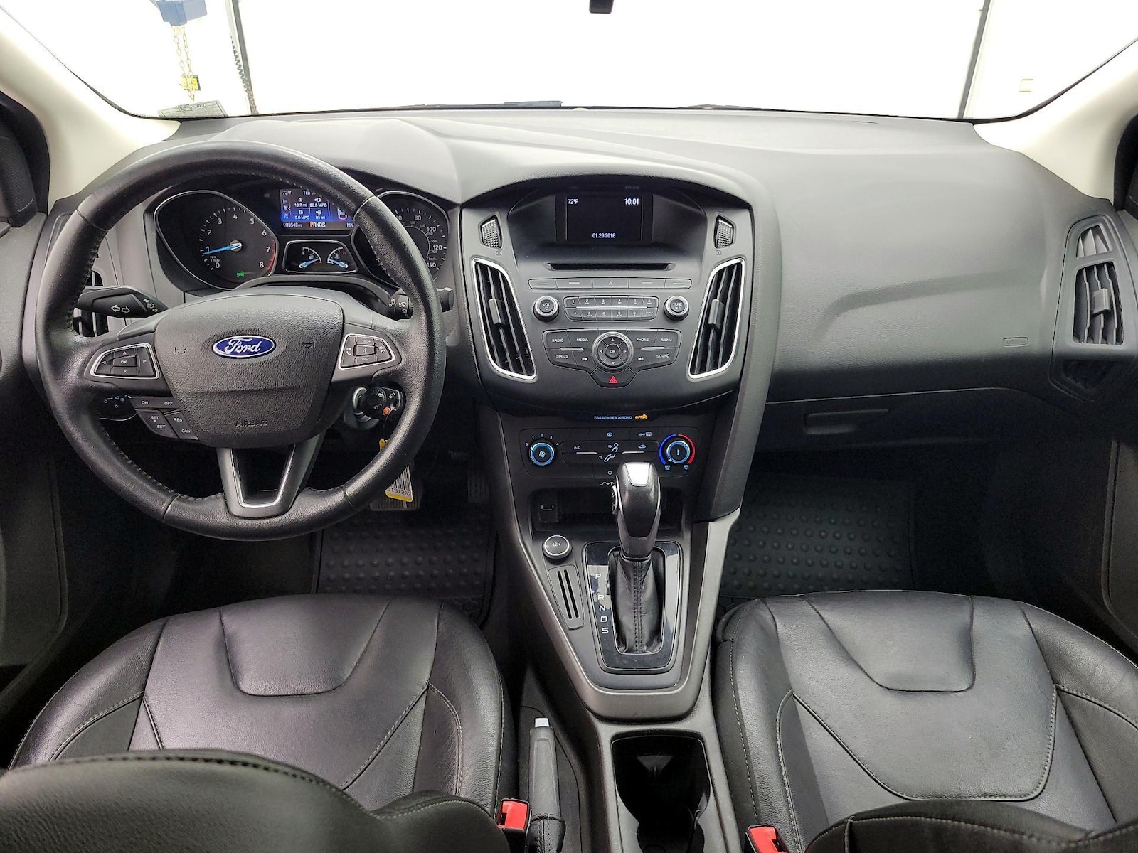 2016 Ford Focus SE - Photo 10