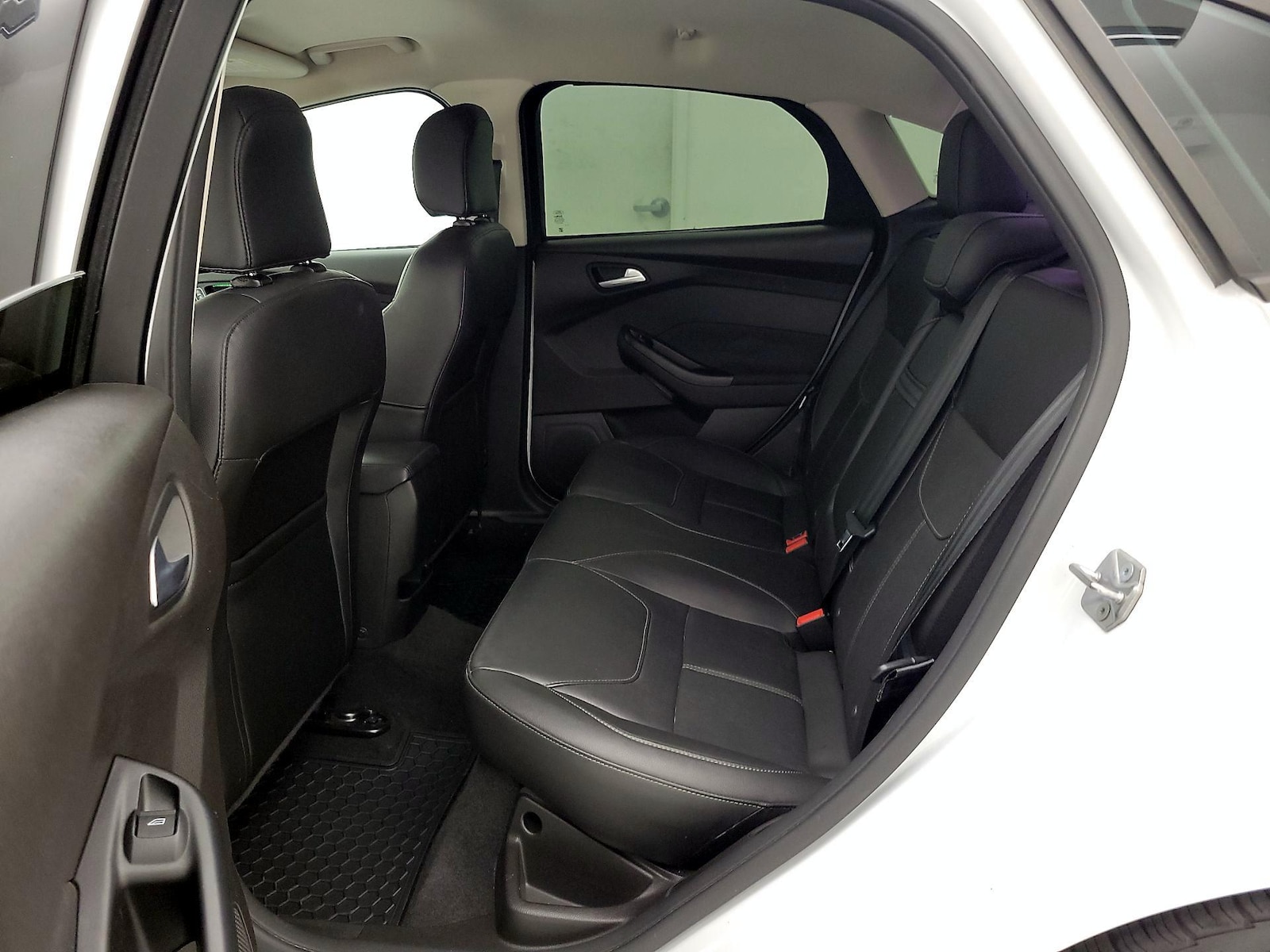 2016 Ford Focus SE - Photo 20