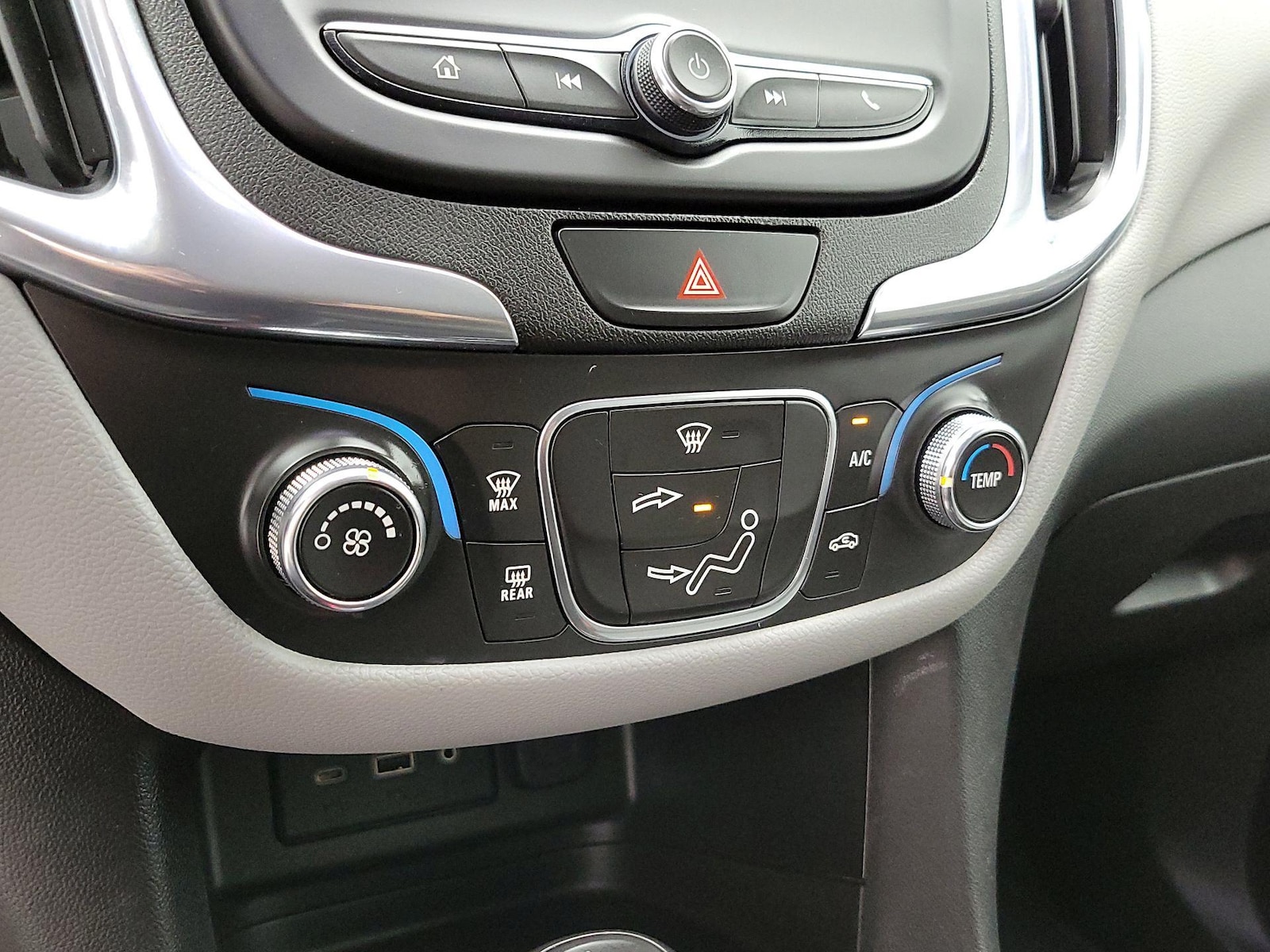 2020 Chevrolet Equinox 2FL - Photo 17