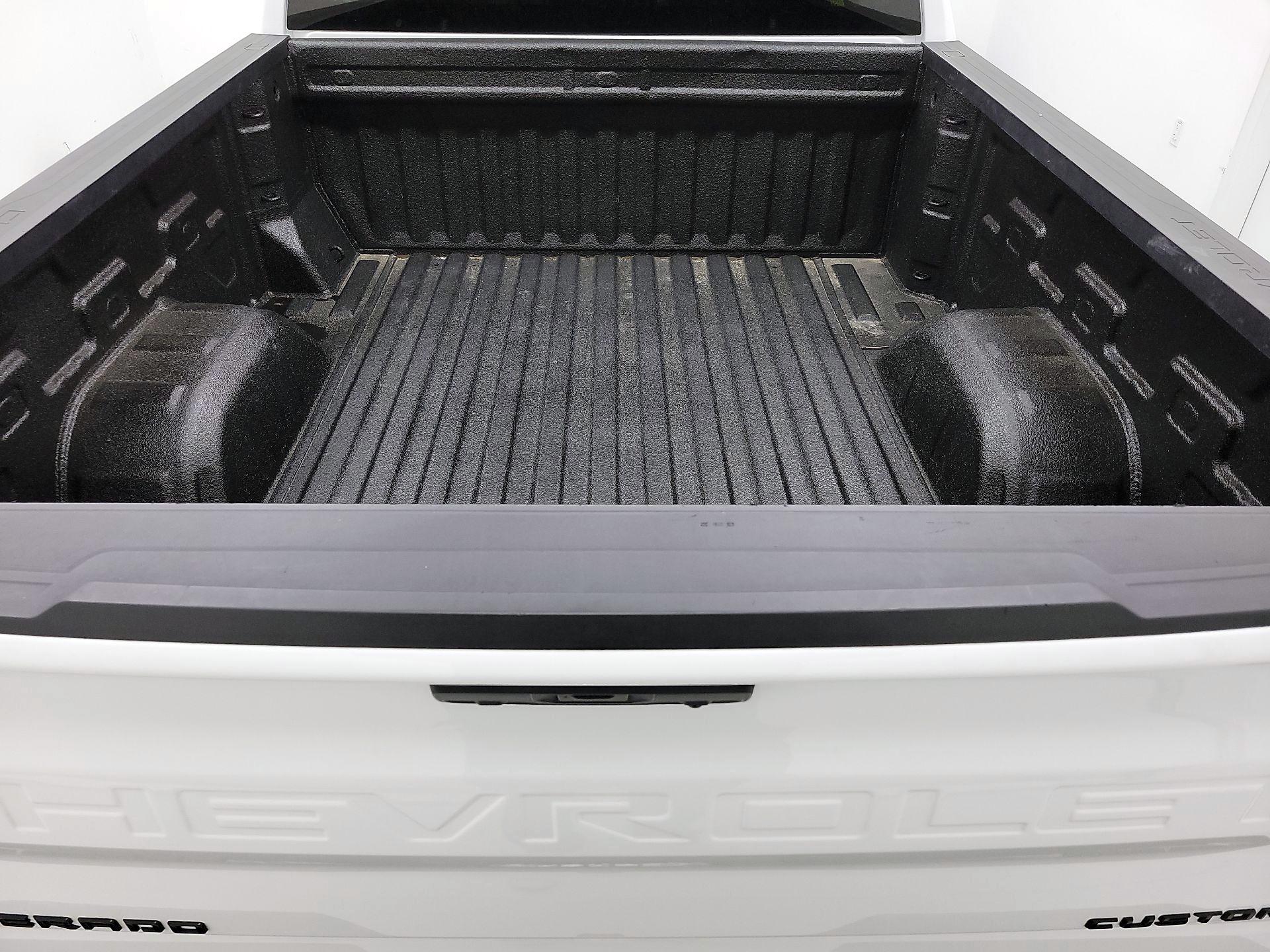 Thumbnail: 2023 Chevrolet Silverado 1500 - 20