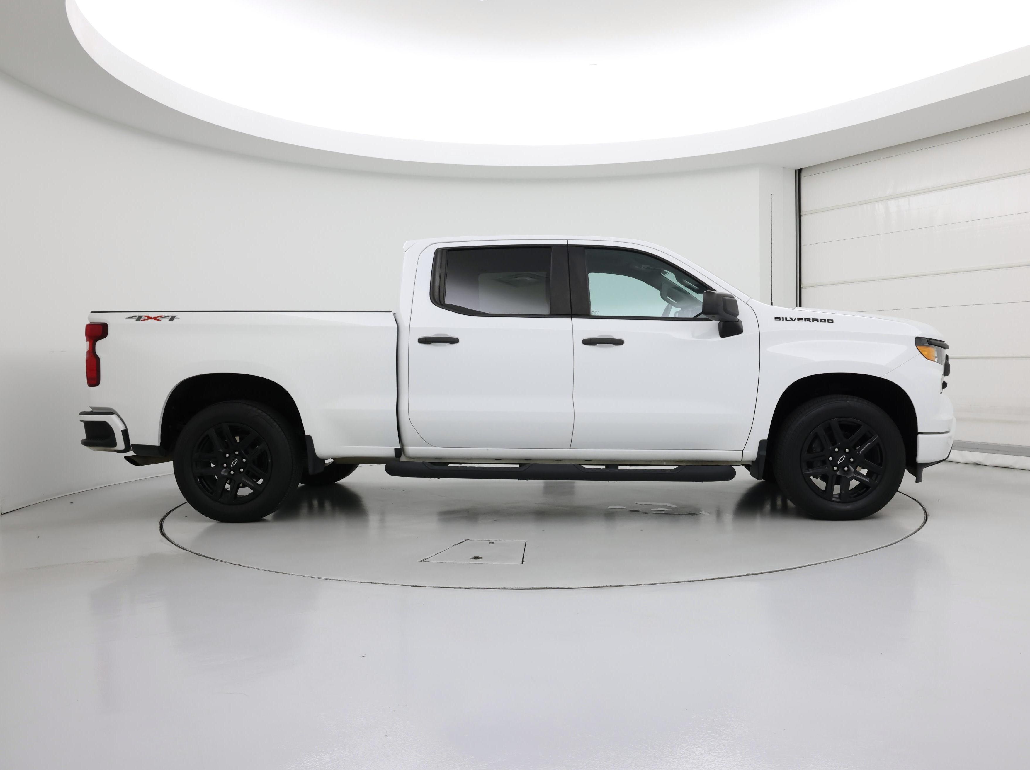 Thumbnail: 2023 Chevrolet Silverado 1500 - 7