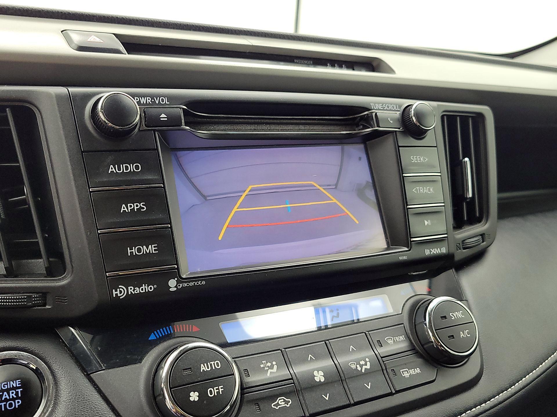 Thumbnail: 2018 Toyota RAV4 - 14