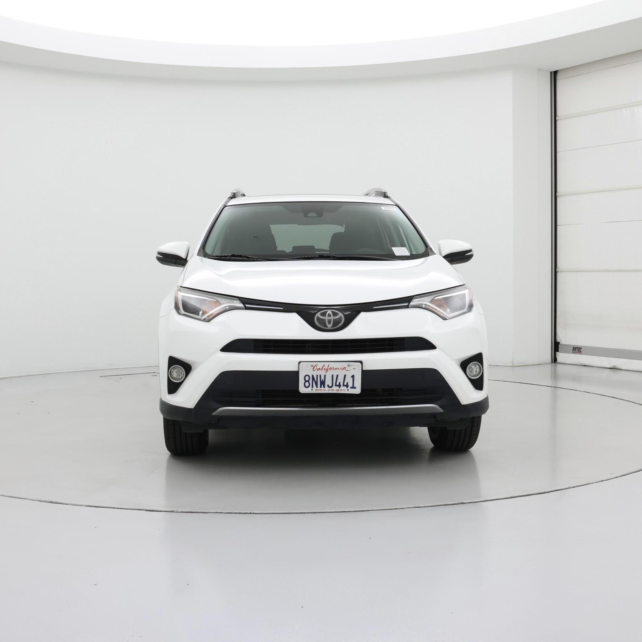 Thumbnail: 2018 Toyota RAV4 - 5