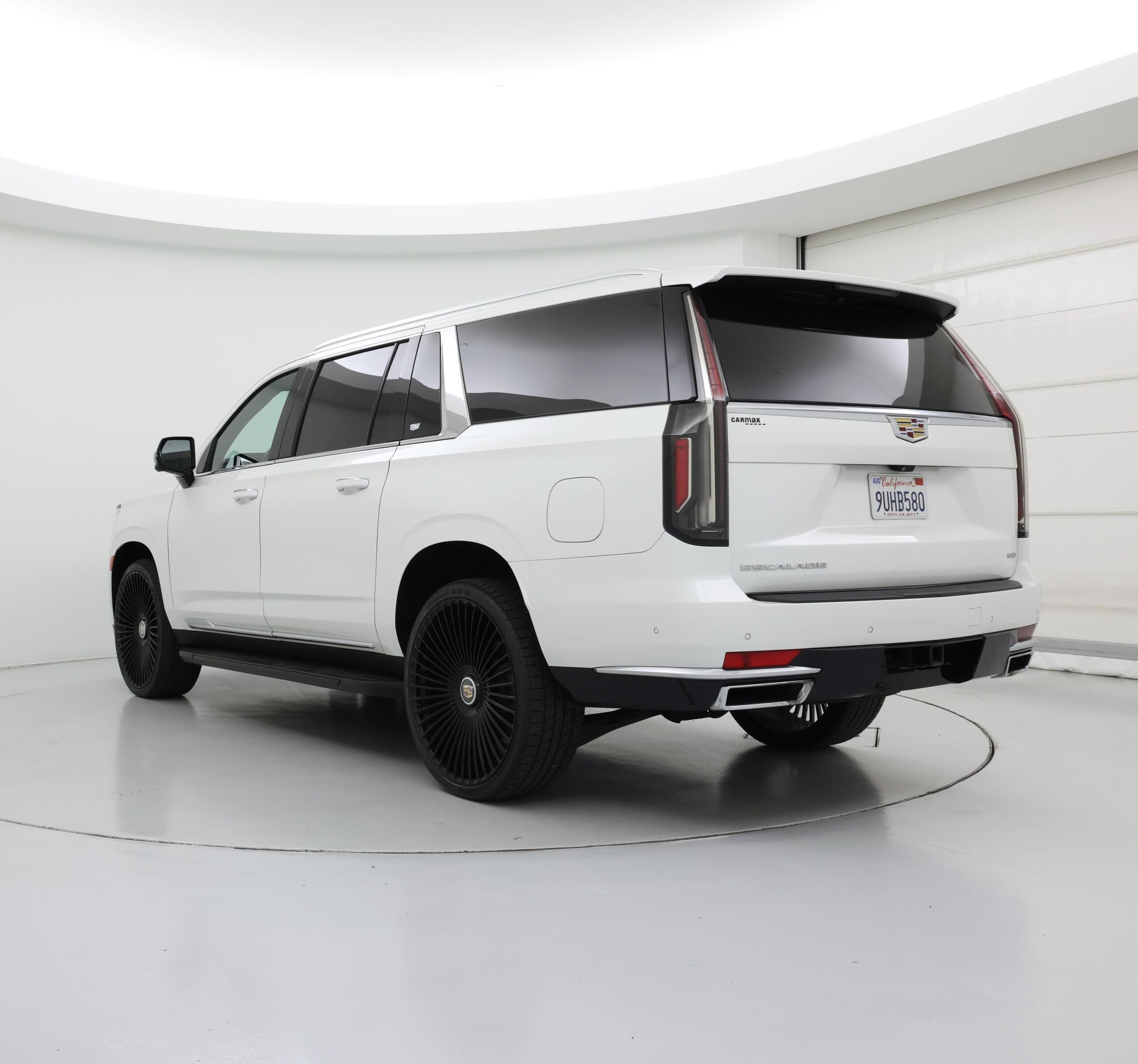 Thumbnail: 2021 Cadillac Escalade - 2