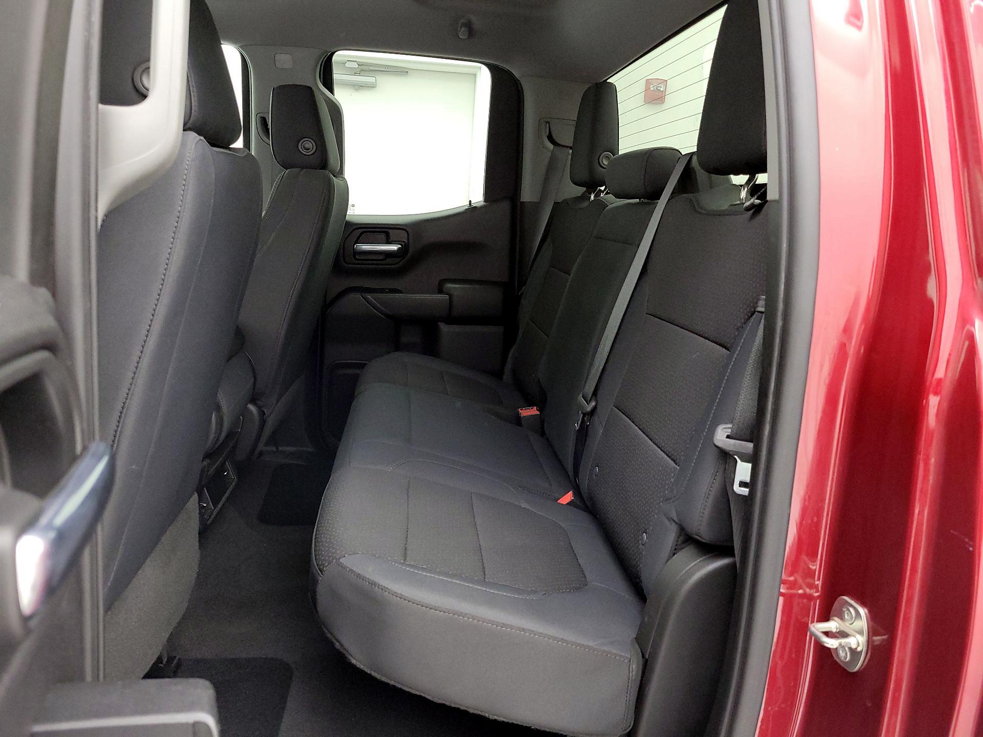 Thumbnail: 2019 Chevrolet Silverado 1500 - 19