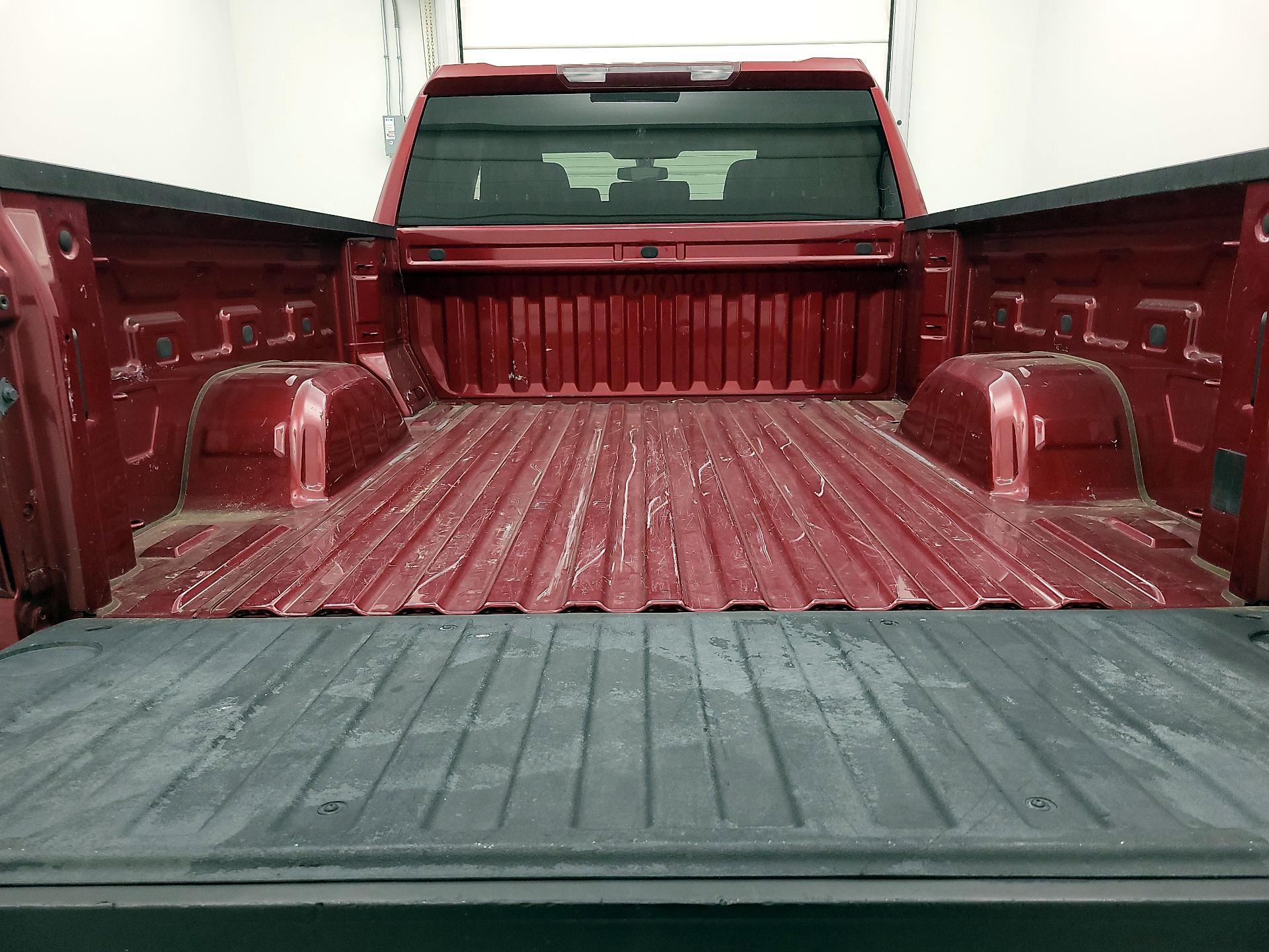 Thumbnail: 2019 Chevrolet Silverado 1500 - 20