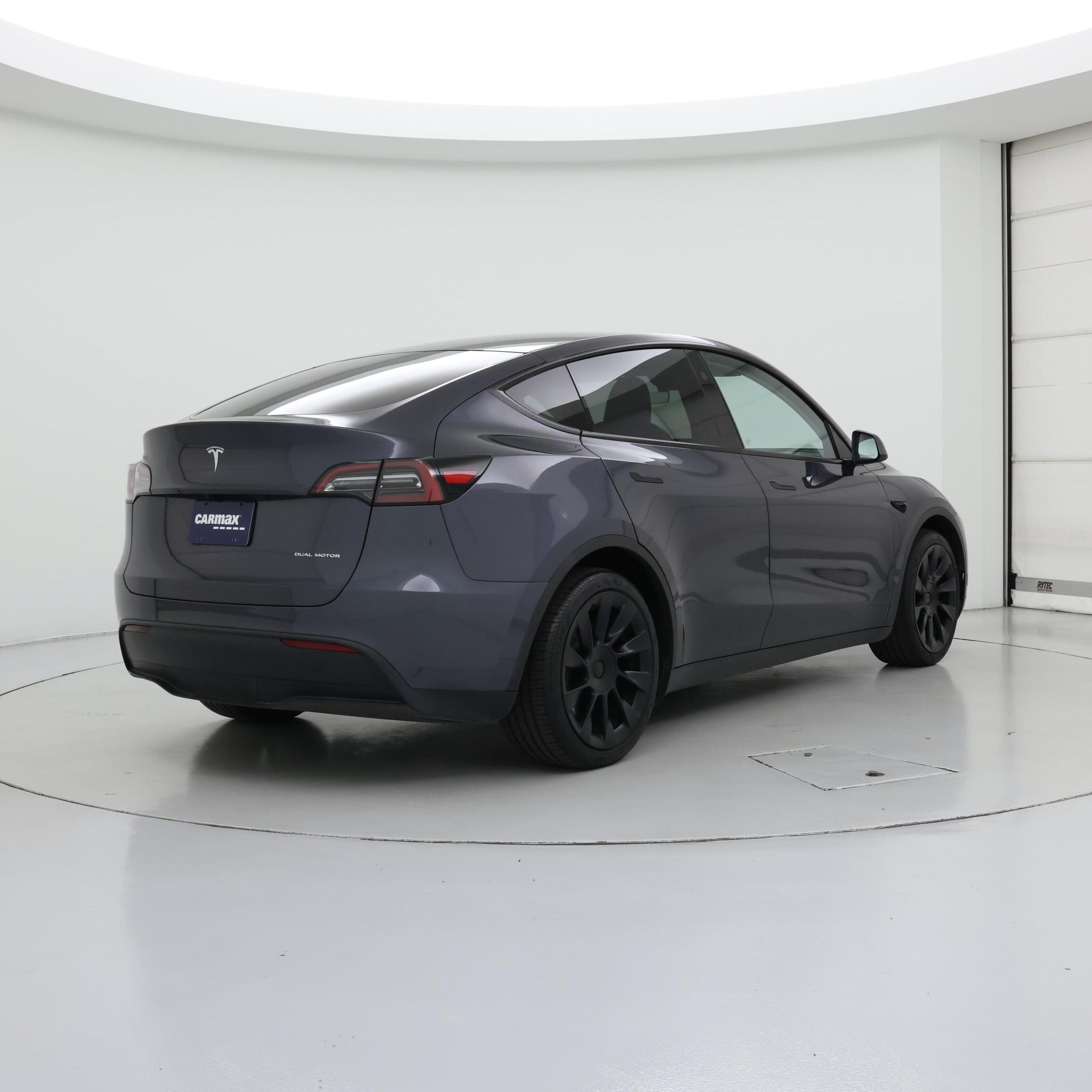 Thumbnail: 2023 Tesla Model Y - 8