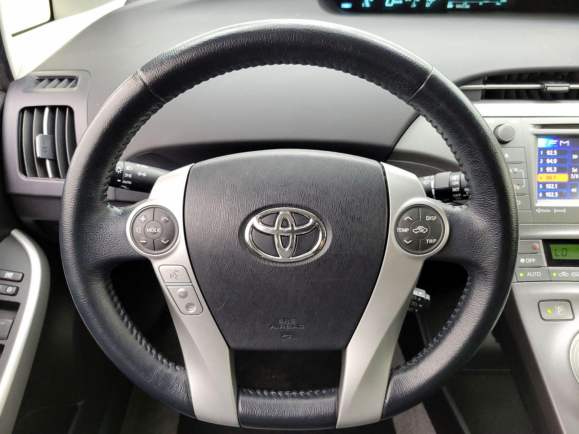 Thumbnail: 2015 Toyota Prius - 10