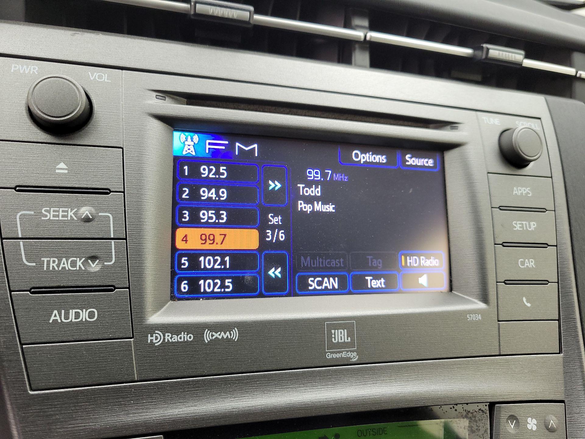Thumbnail: 2015 Toyota Prius - 15