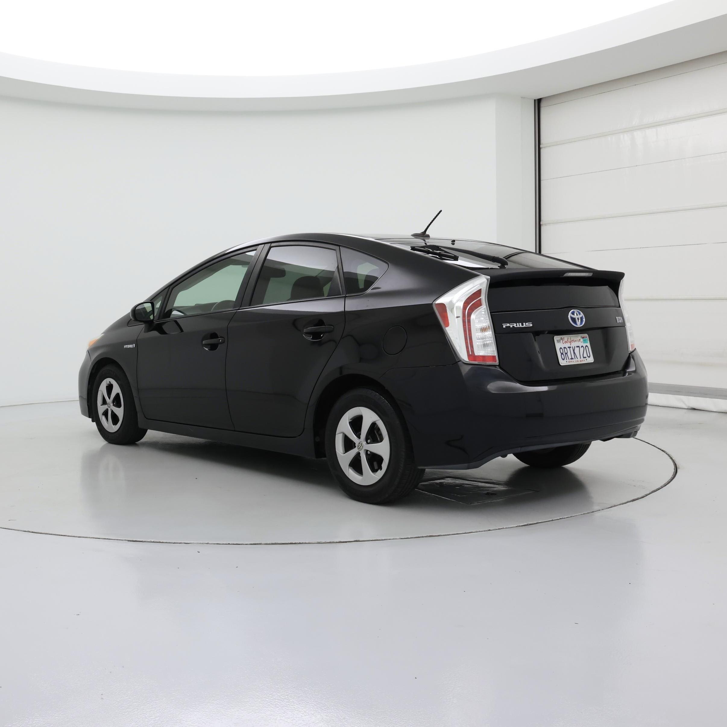Thumbnail: 2015 Toyota Prius - 2