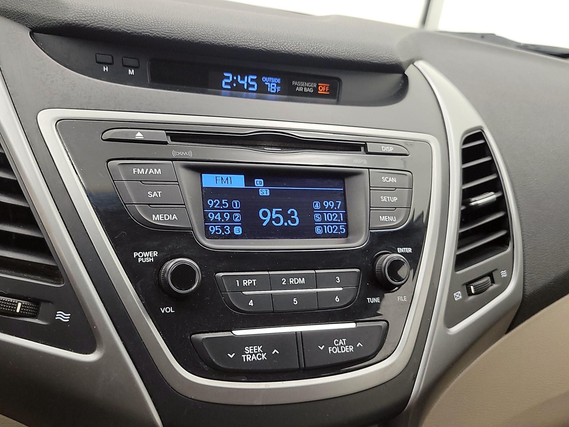 Thumbnail: 2016 Hyundai Elantra - 14