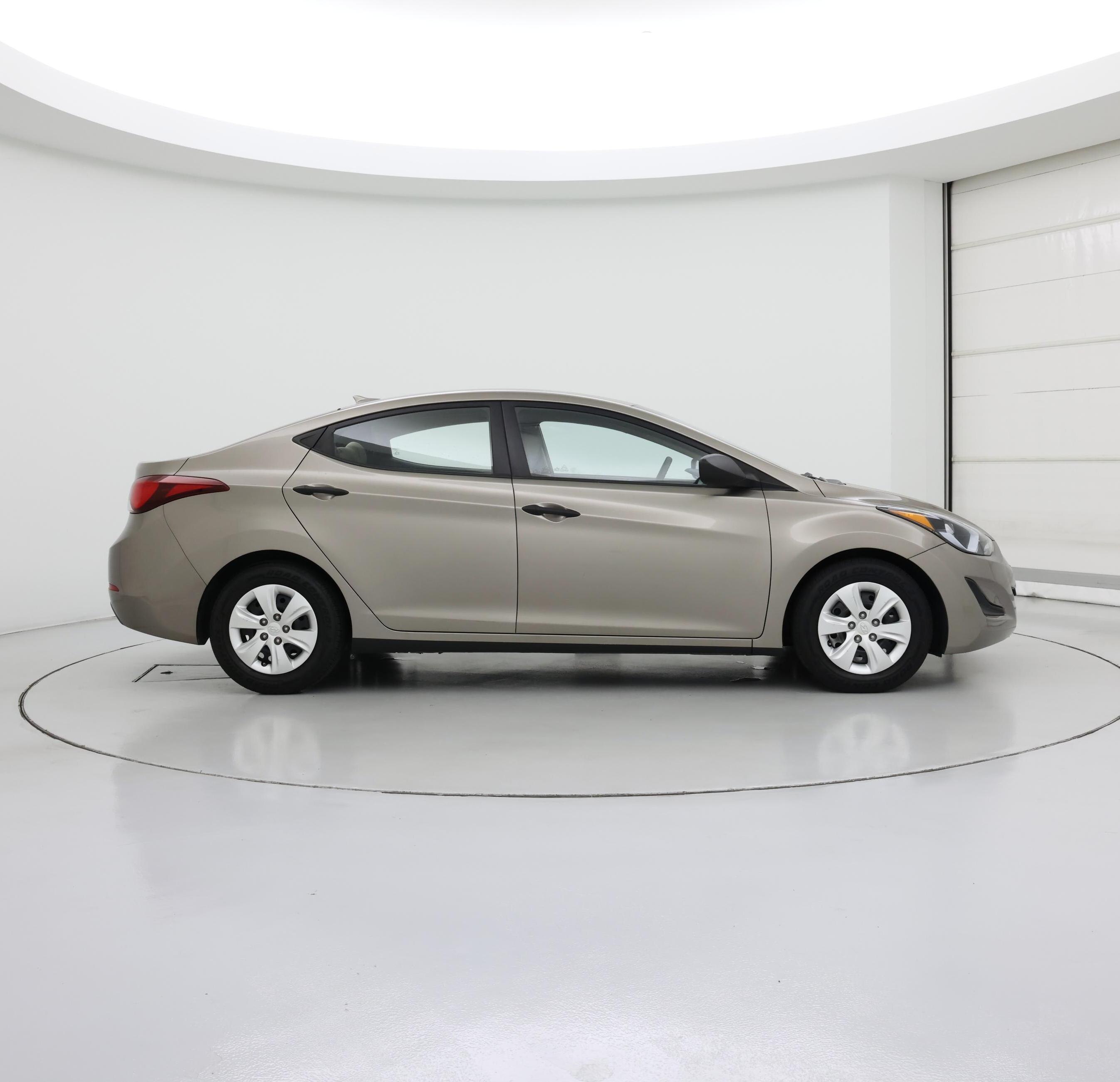 Thumbnail: 2016 Hyundai Elantra - 7