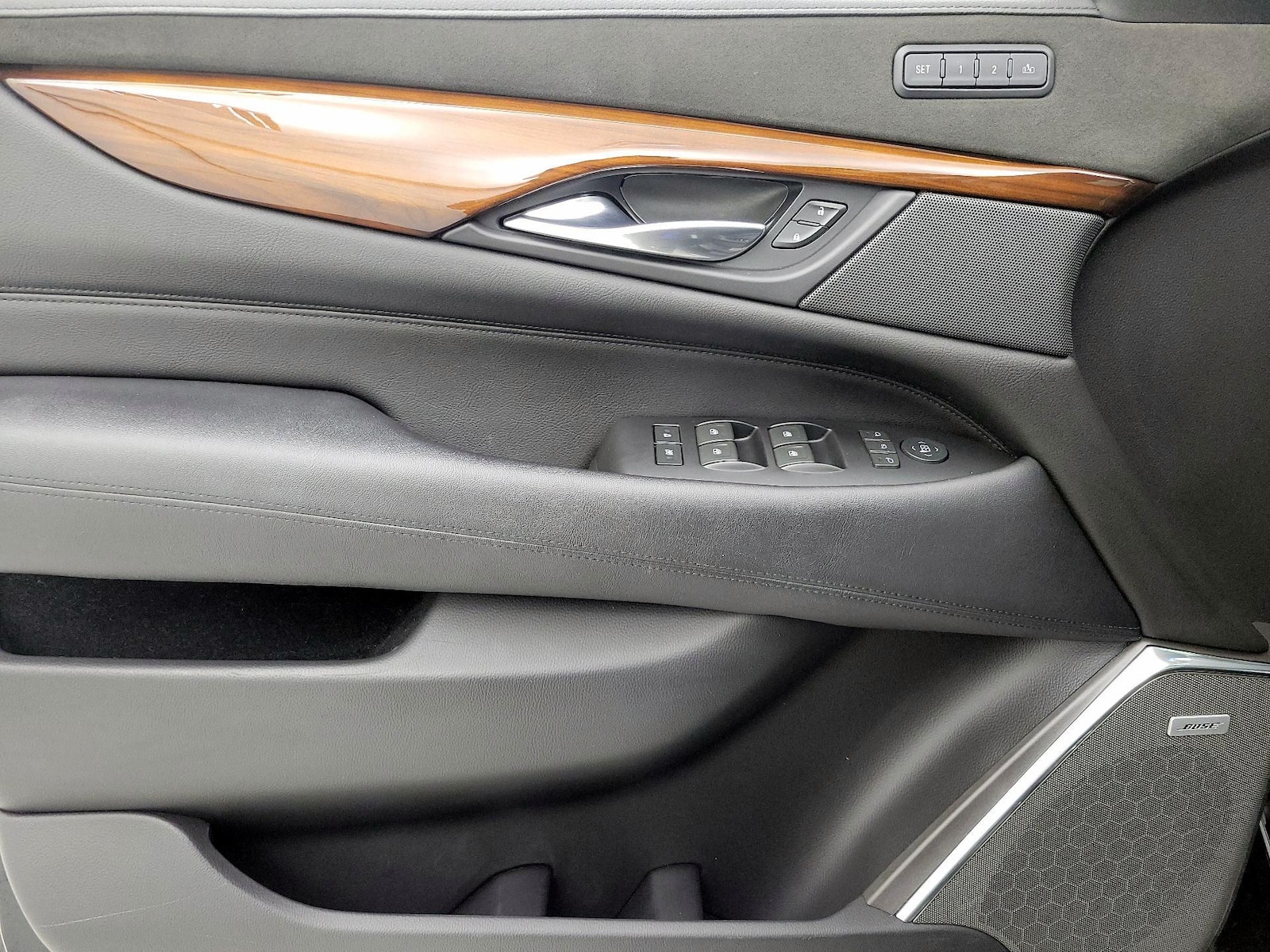 2018 Cadillac Escalade Luxury - Photo 13