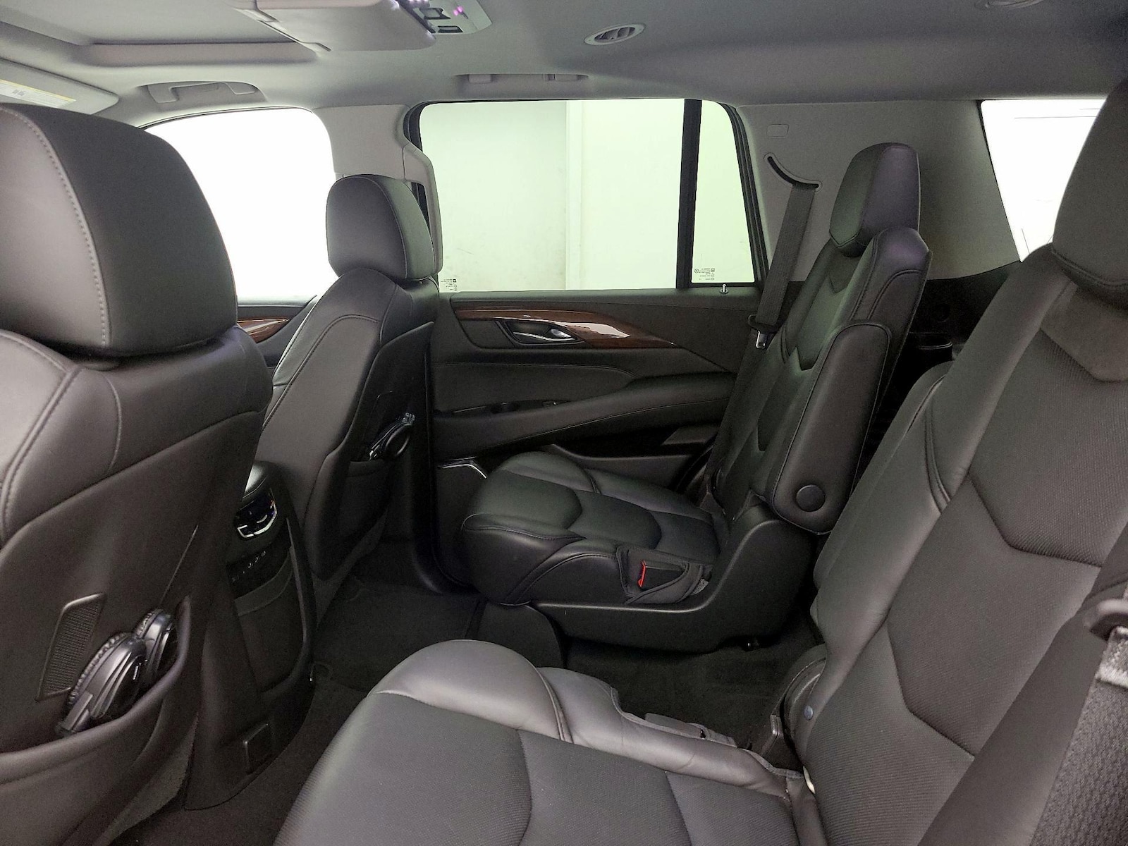 2018 Cadillac Escalade Luxury - Photo 22